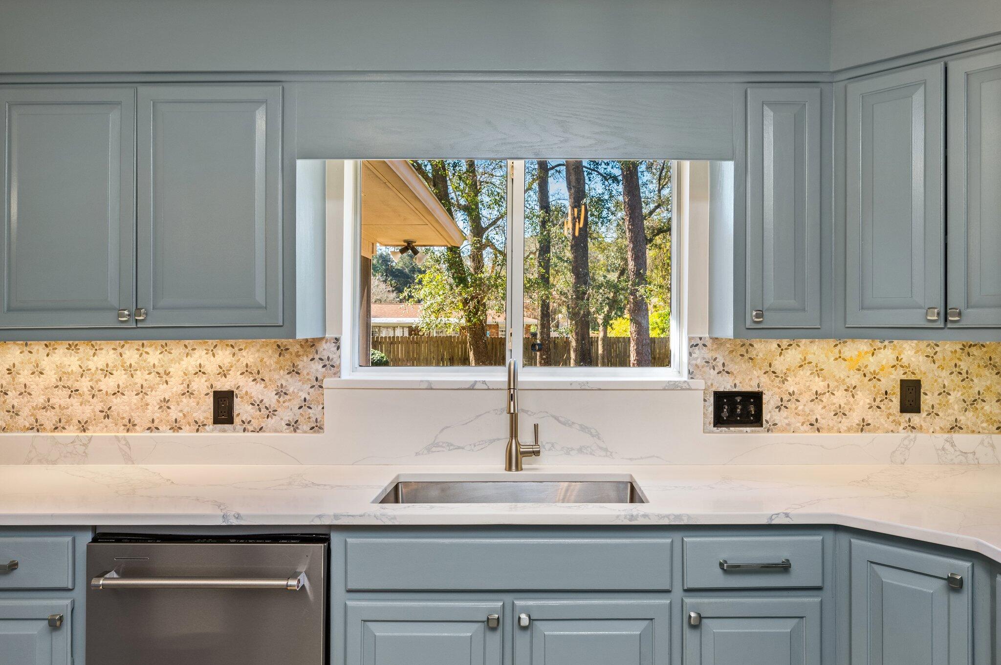 BAYOU POQUITO - Residential