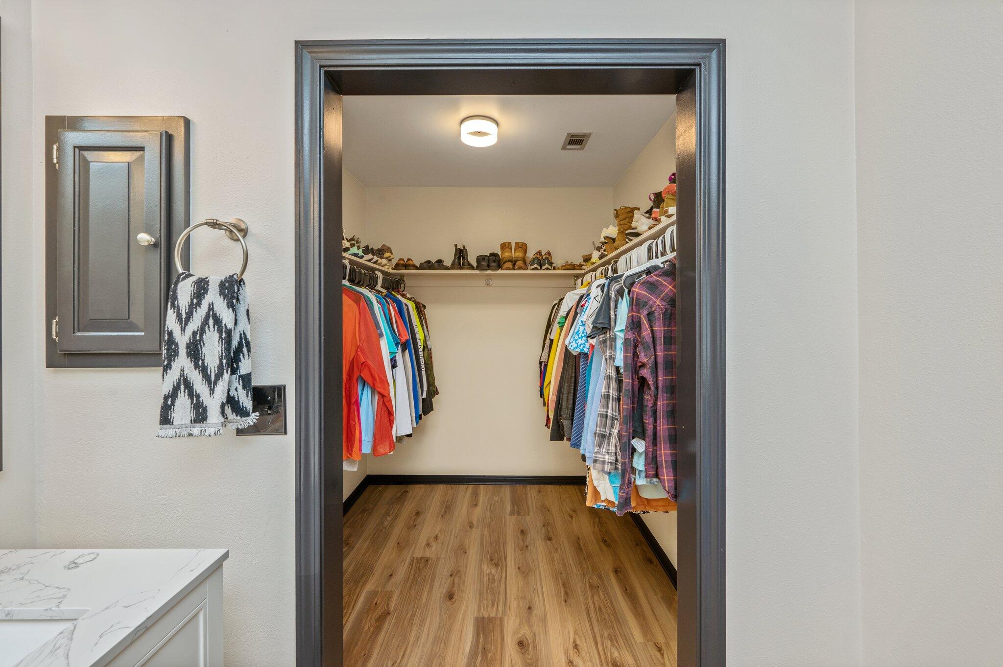 BAYOU POQUITO - Residential