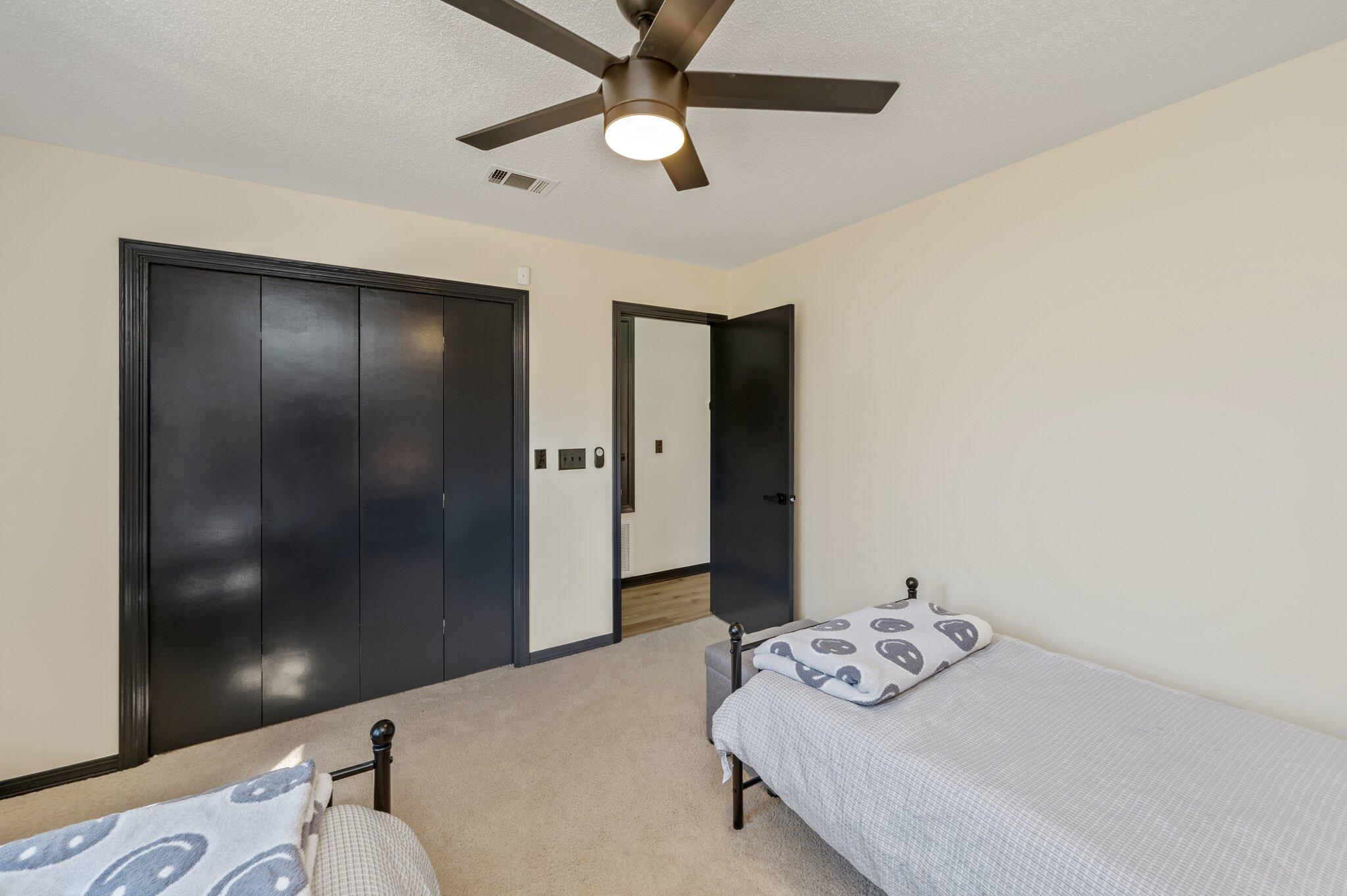 BAYOU POQUITO - Residential