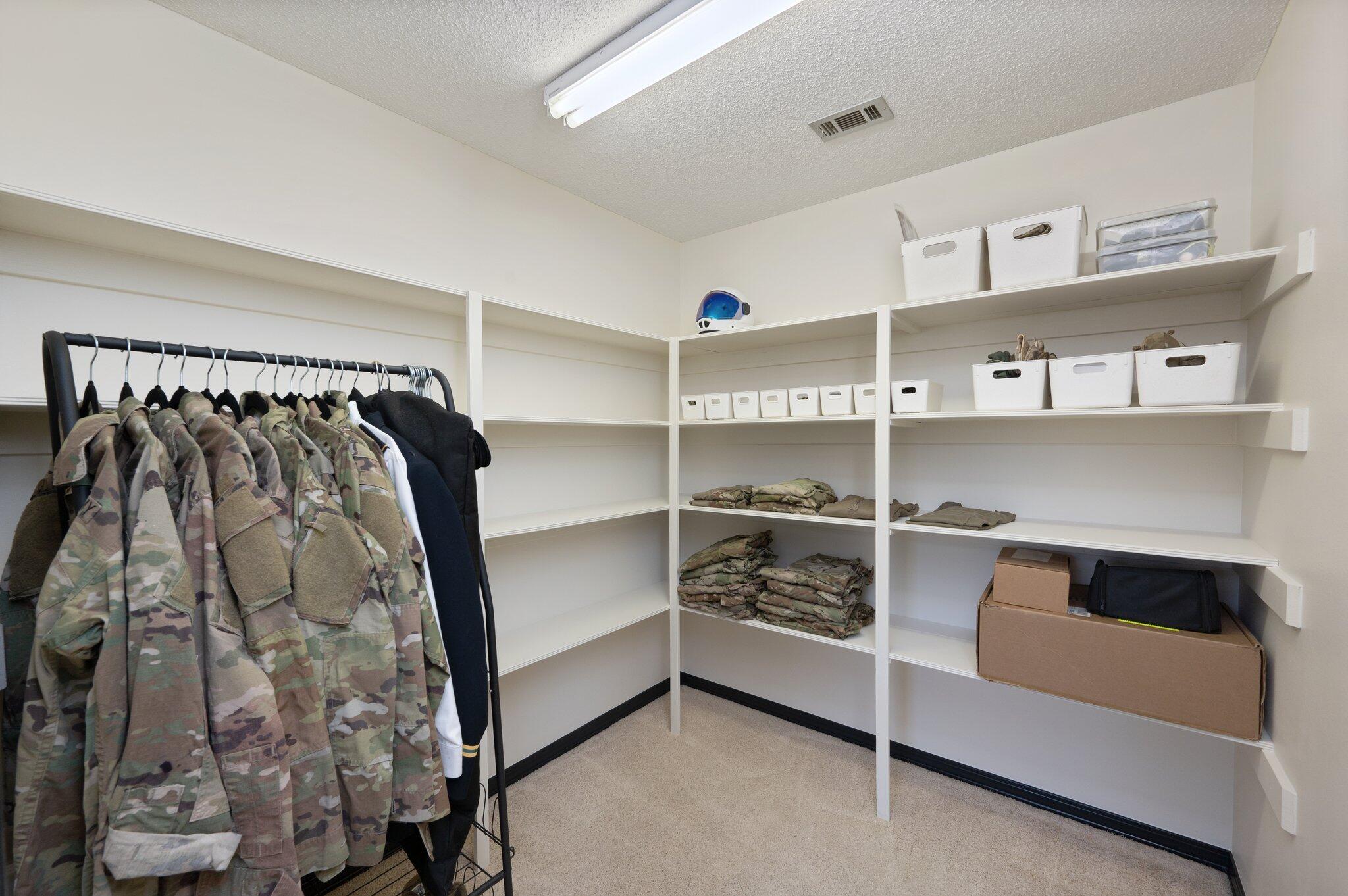 BAYOU POQUITO - Residential