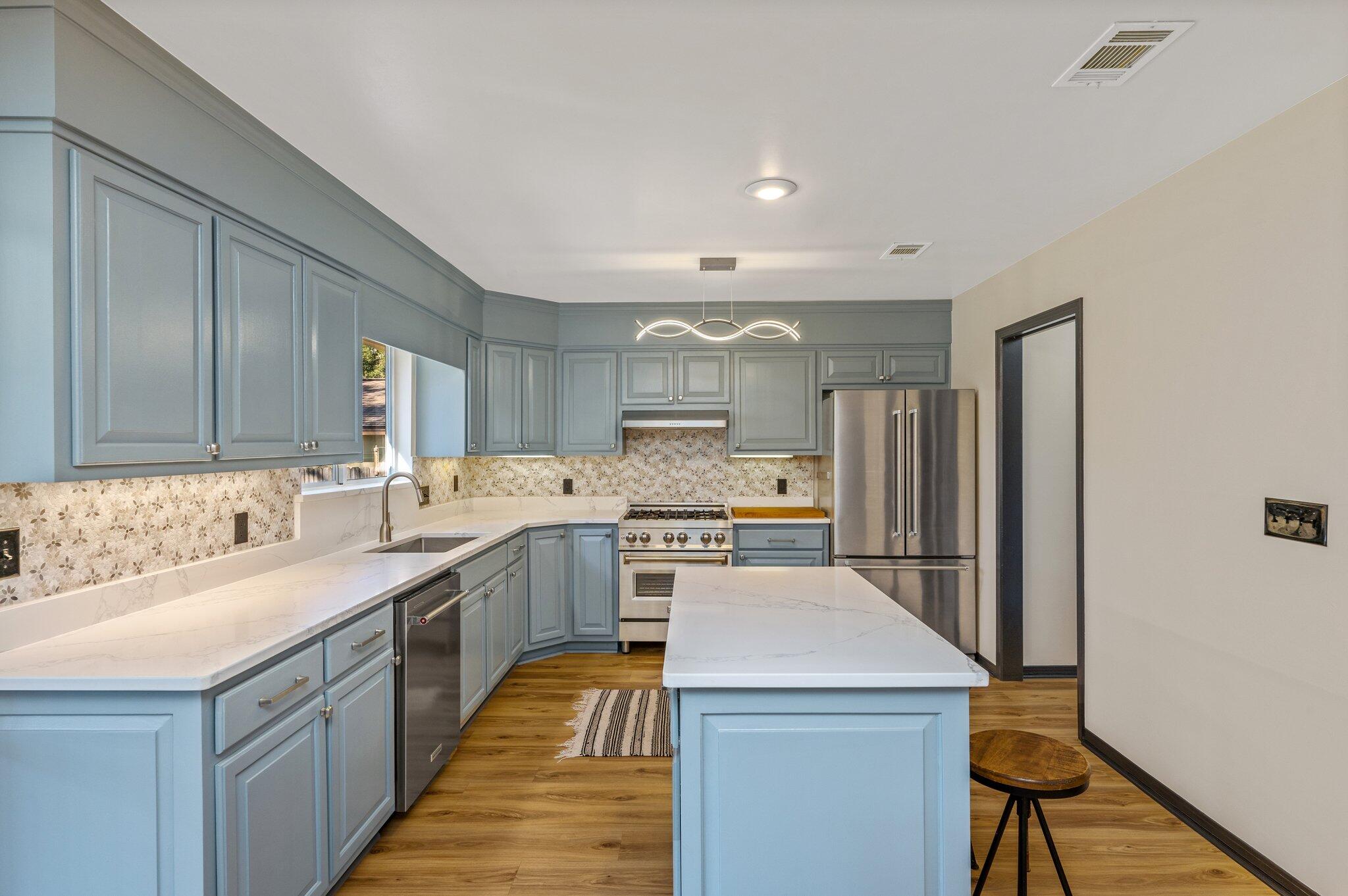 BAYOU POQUITO - Residential