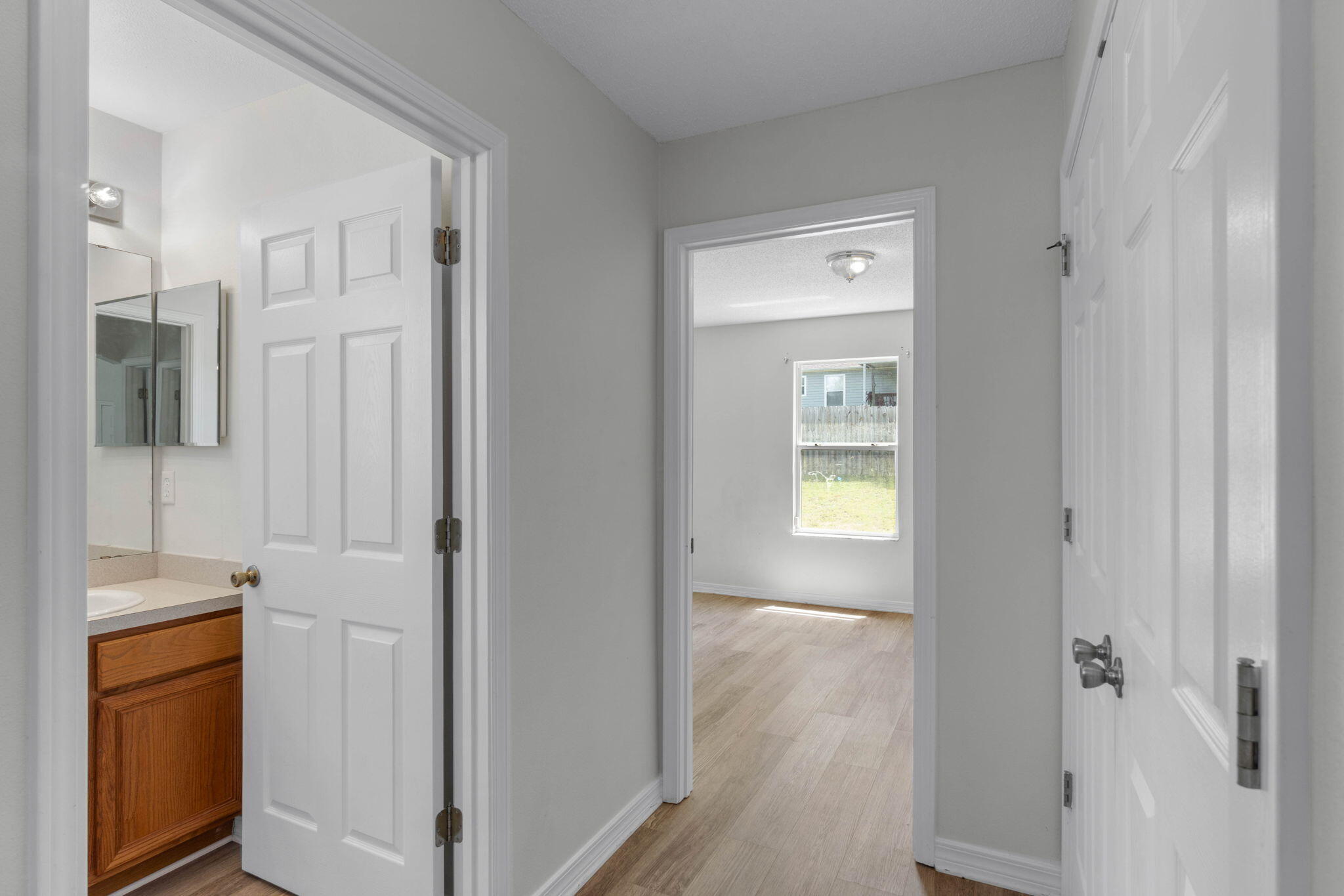RIDGE CREST PH II - Residential Lease