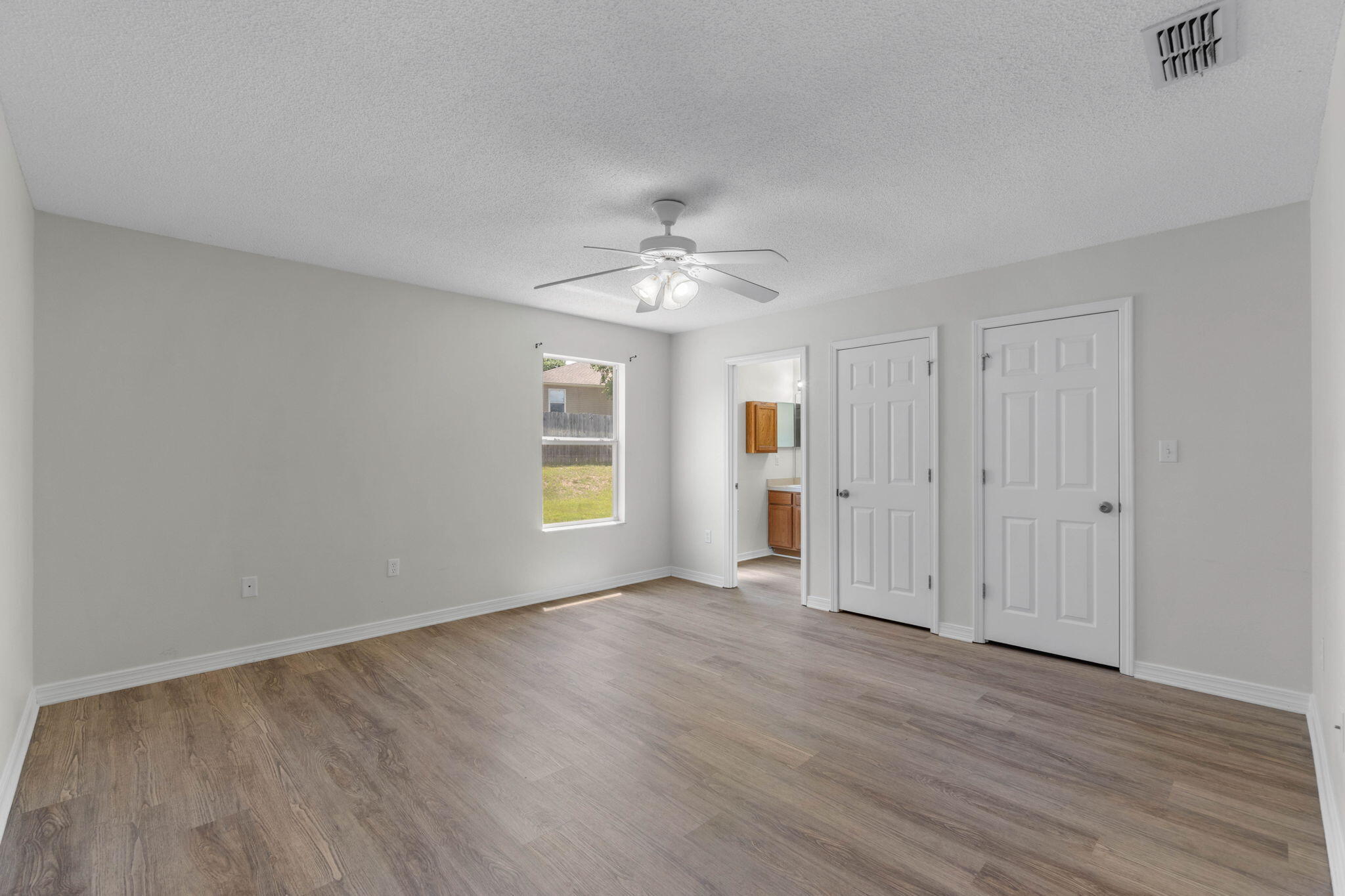 RIDGE CREST PH II - Residential Lease