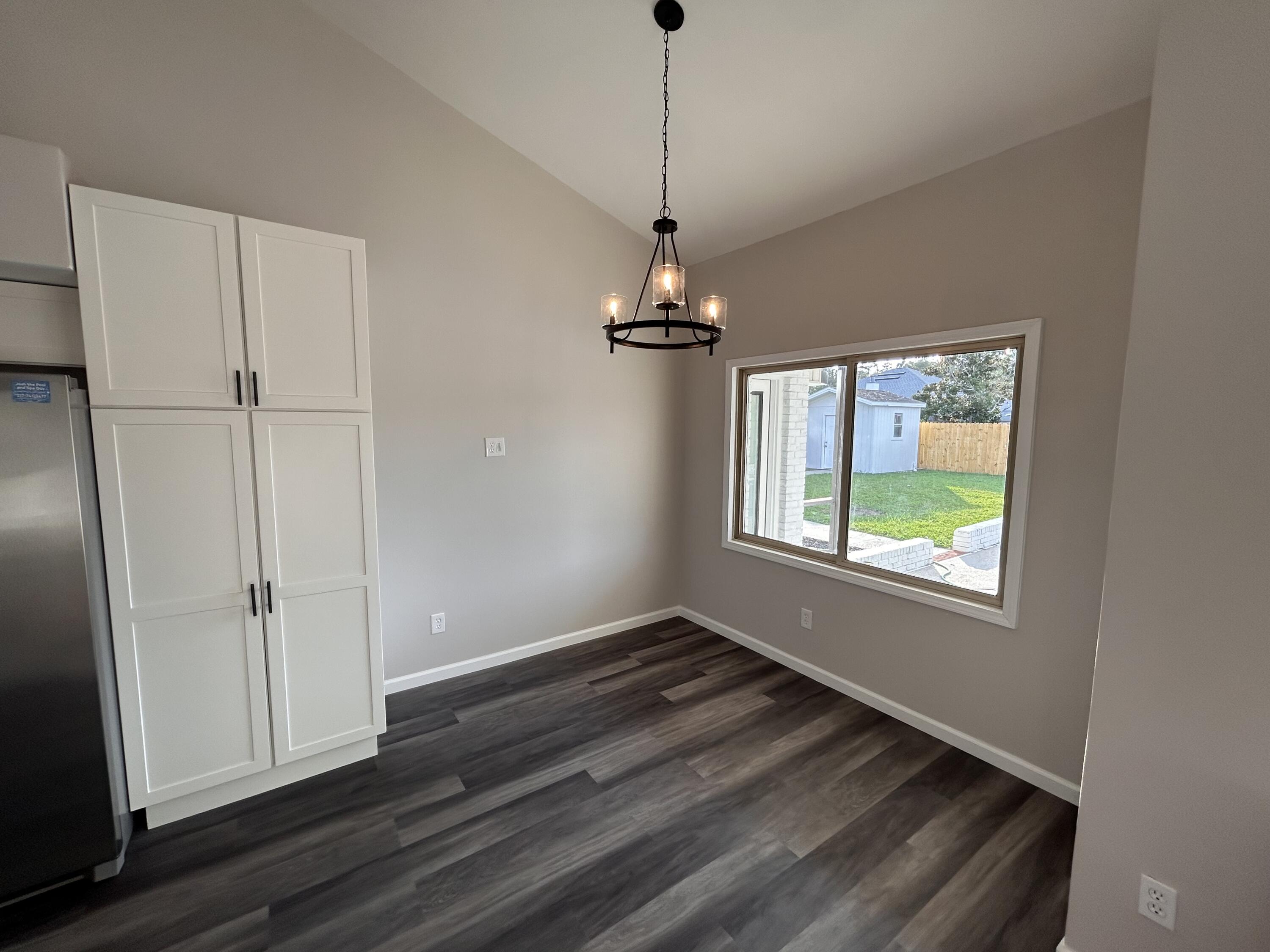 BRISTOL PARK - Residential