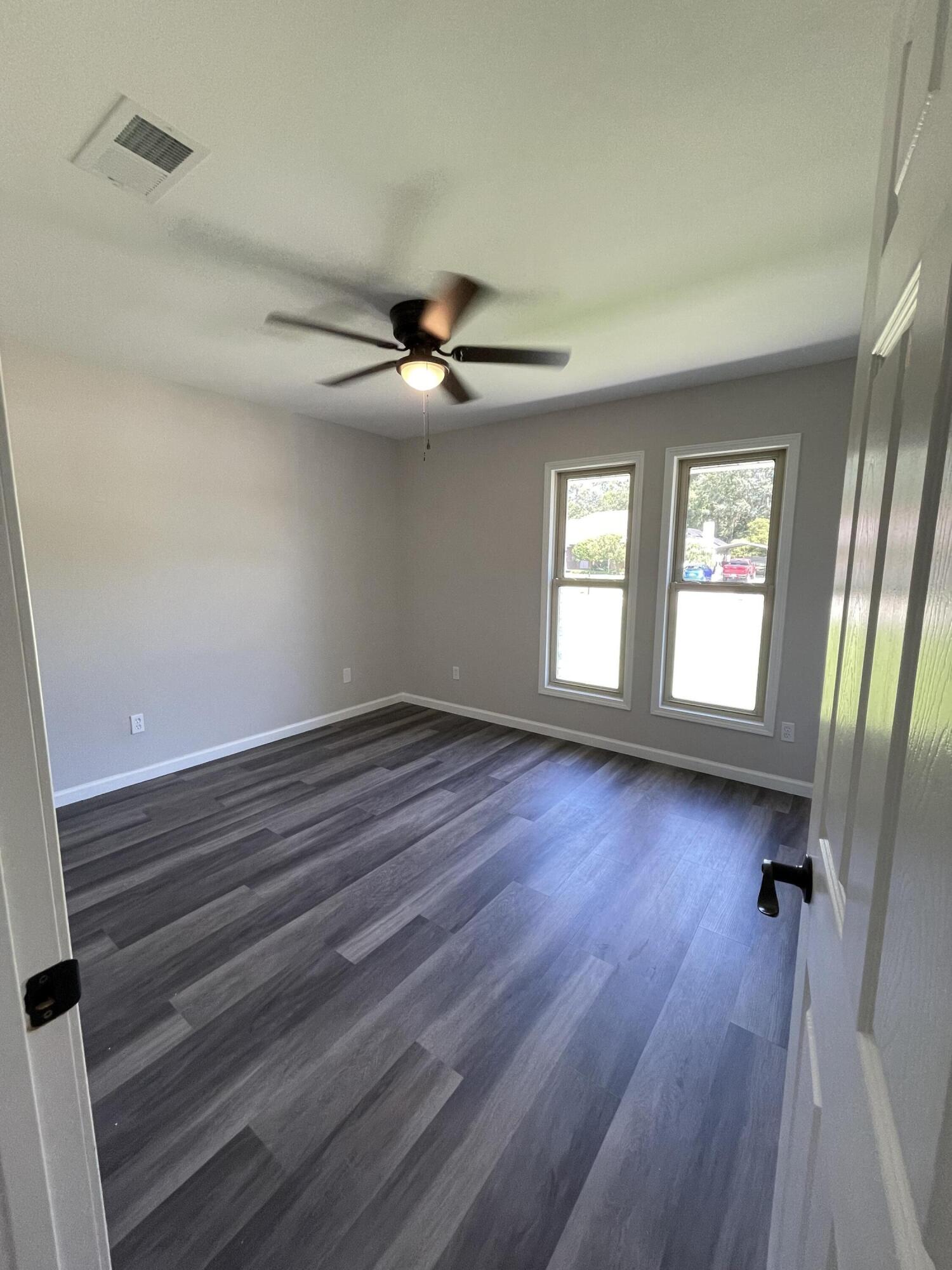 BRISTOL PARK - Residential