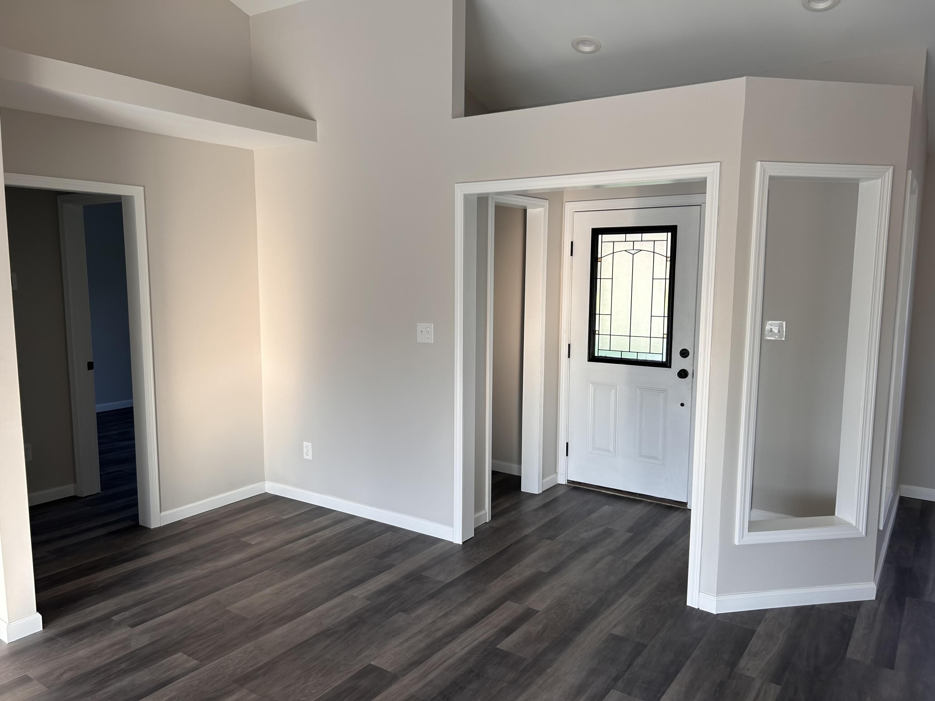 BRISTOL PARK - Residential