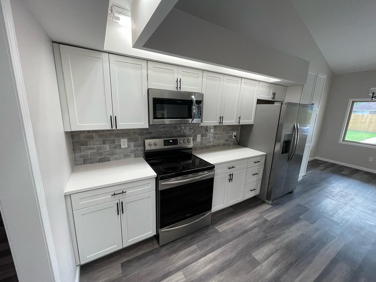 BRISTOL PARK - Residential