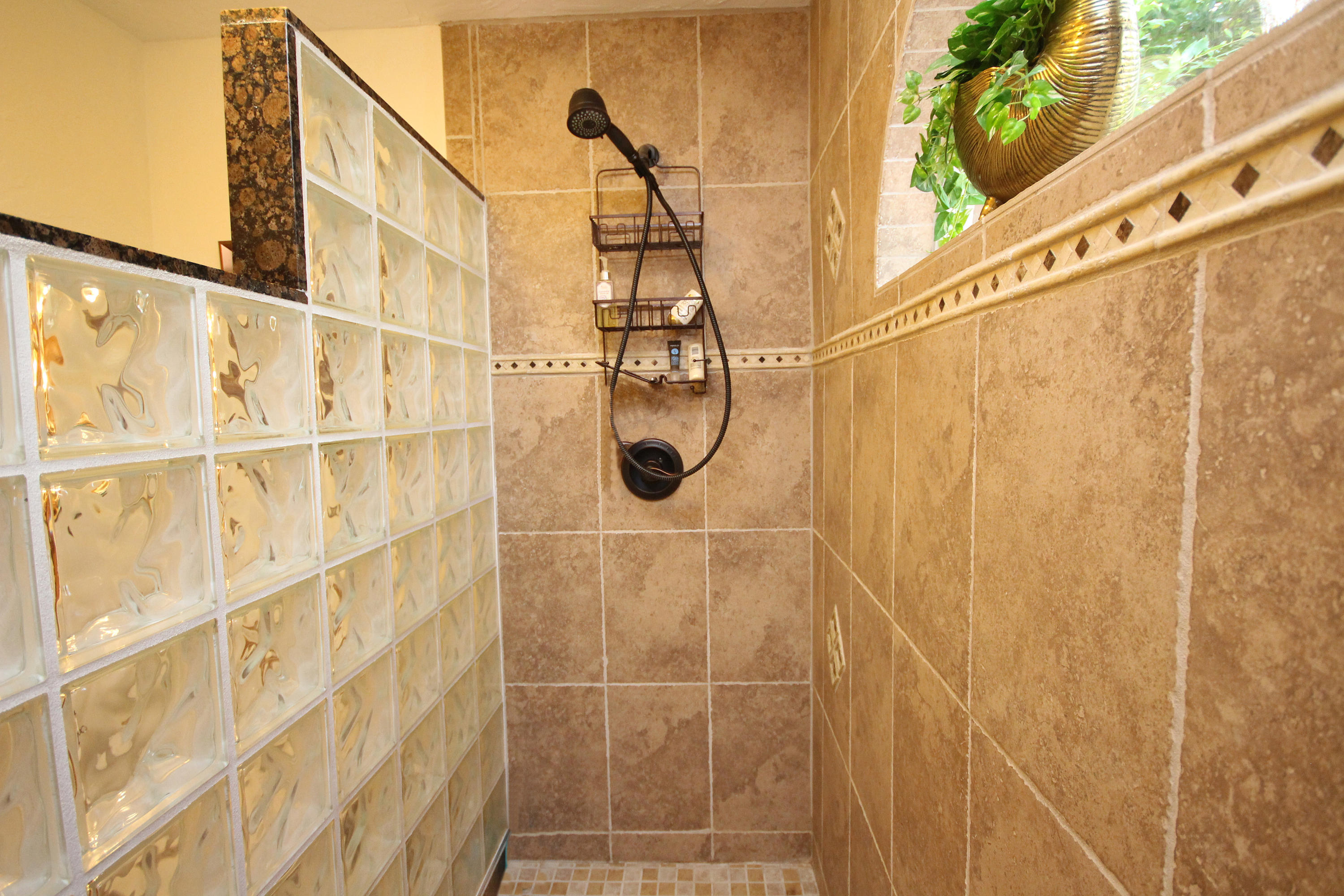 SHALIMAR PLACE - Residential