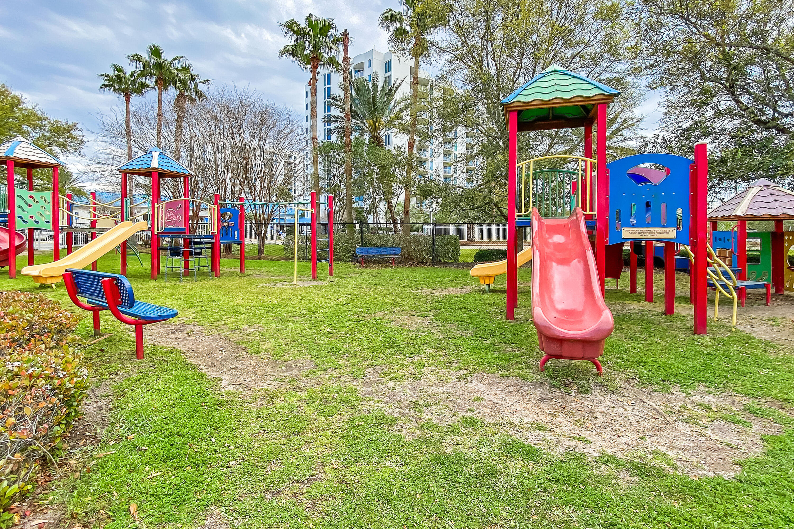 THE PALMS OF DESTIN - Residential