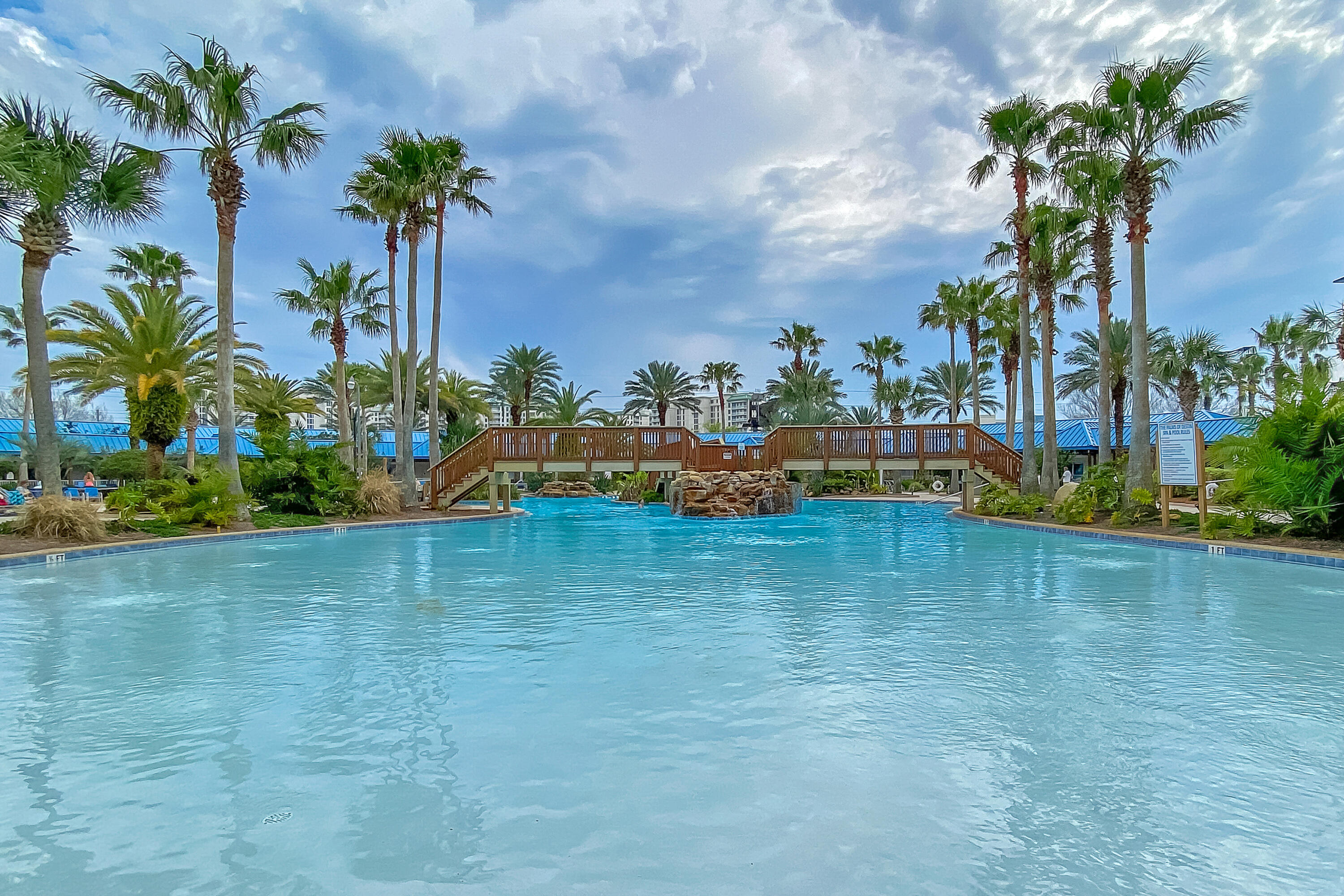THE PALMS OF DESTIN - Residential