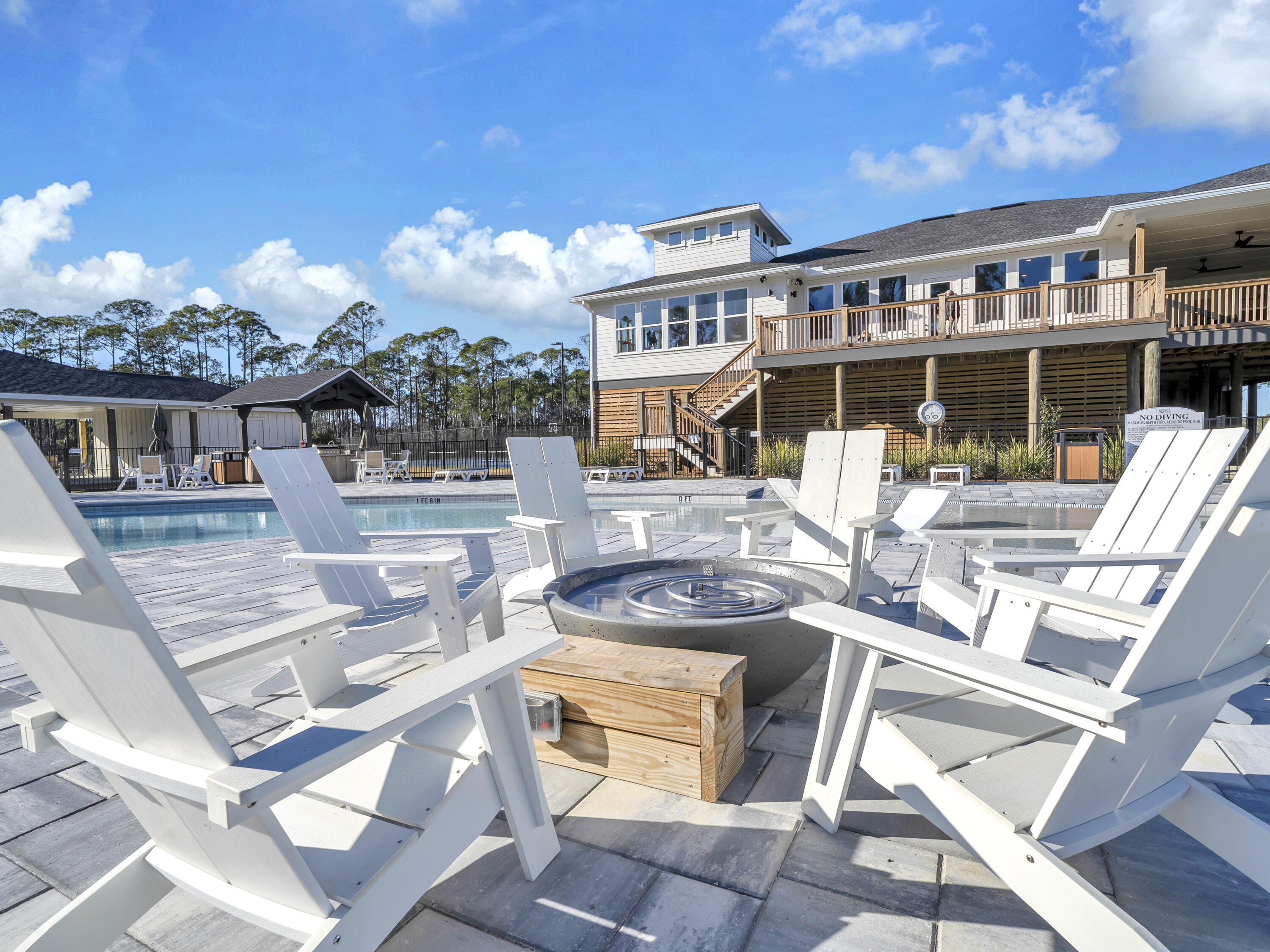 STEAMBOAT LANDING - Land