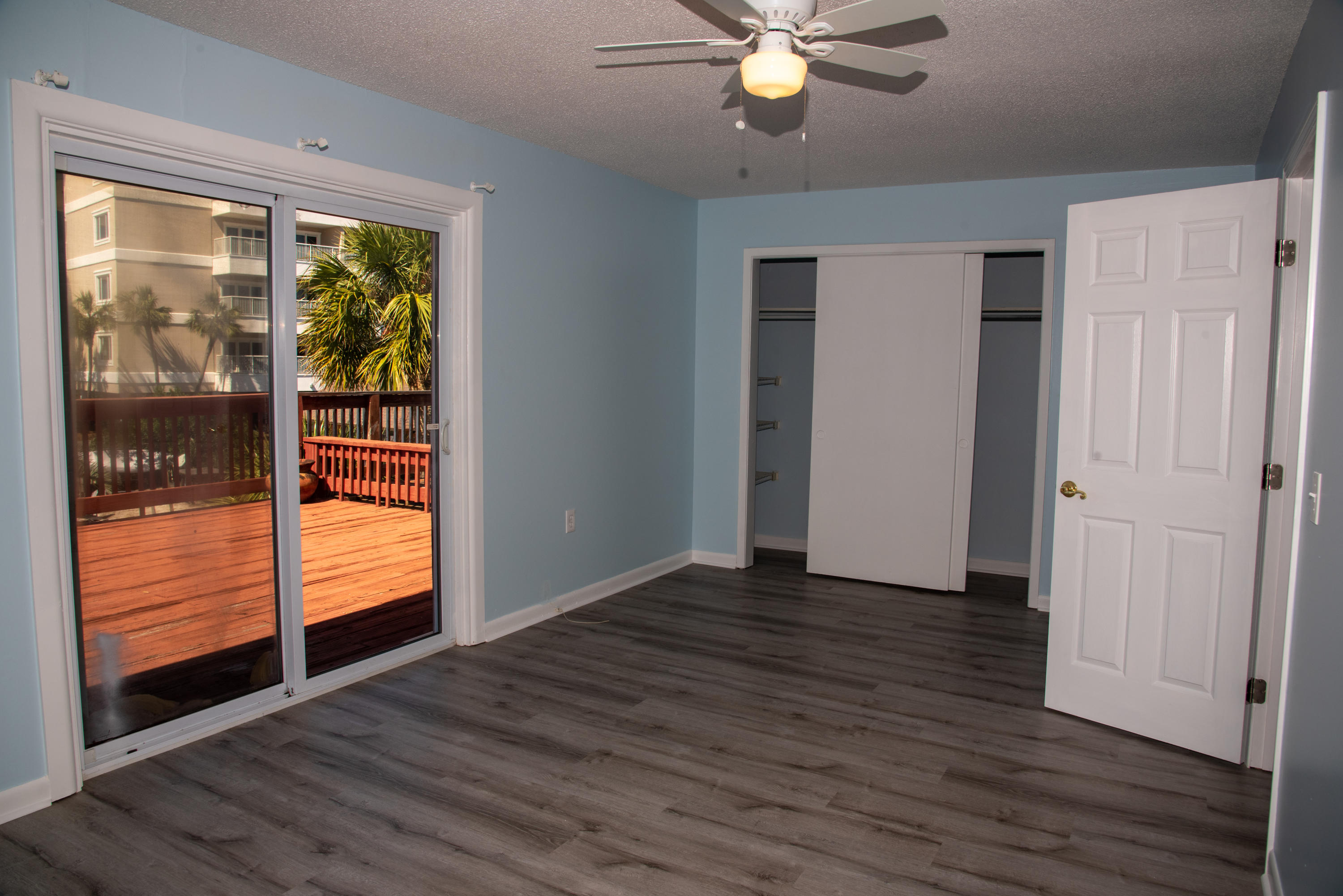 HOLIDAY ISLE-HARBOR - Residential Lease