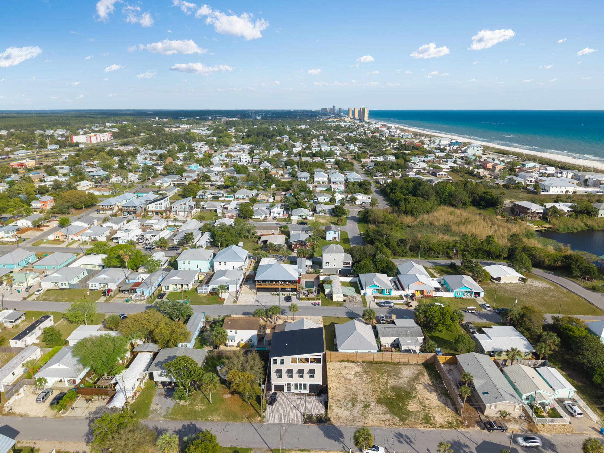LAGUNA BEACH - Residential