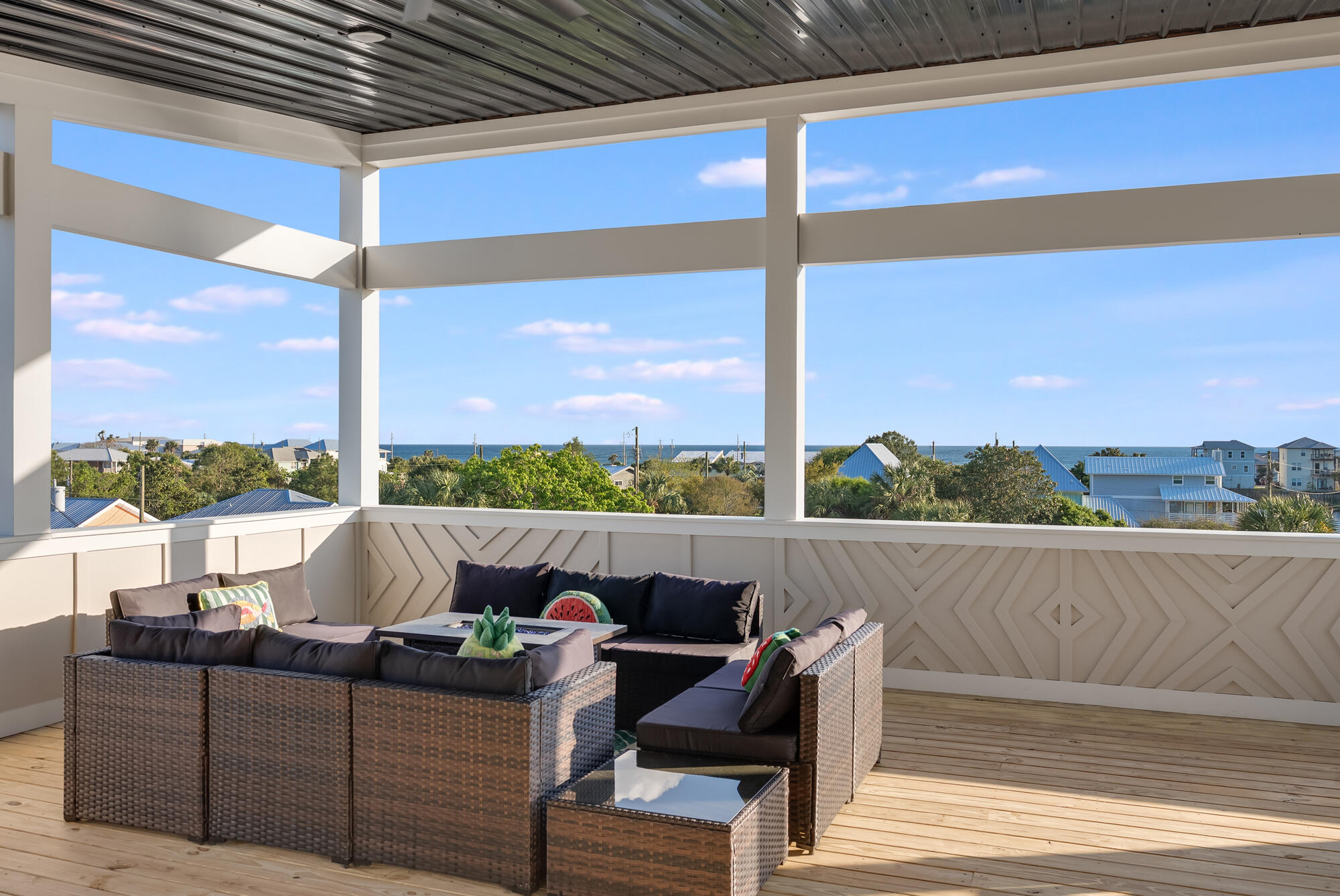 LAGUNA BEACH - Residential