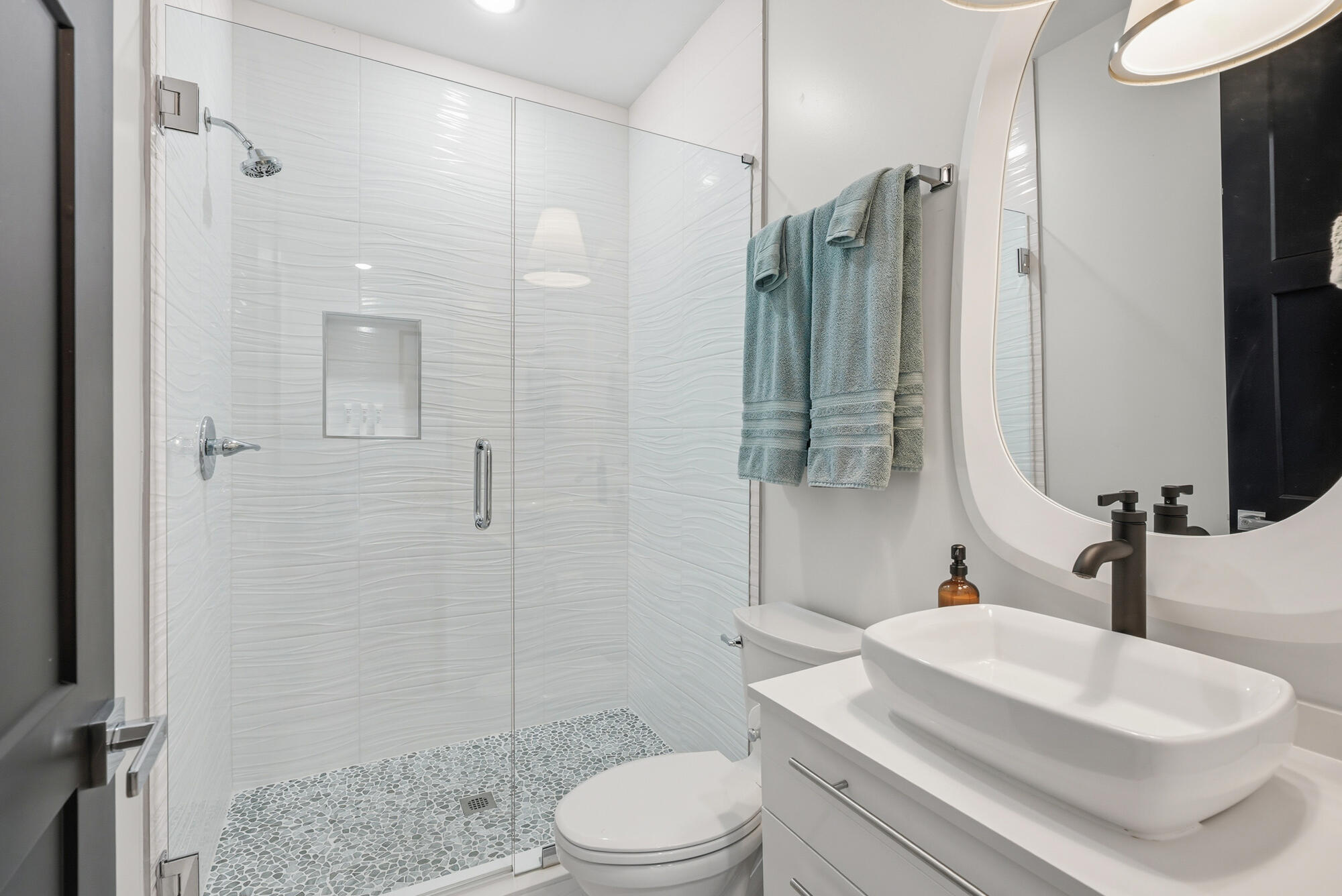 LAGUNA BEACH - Residential