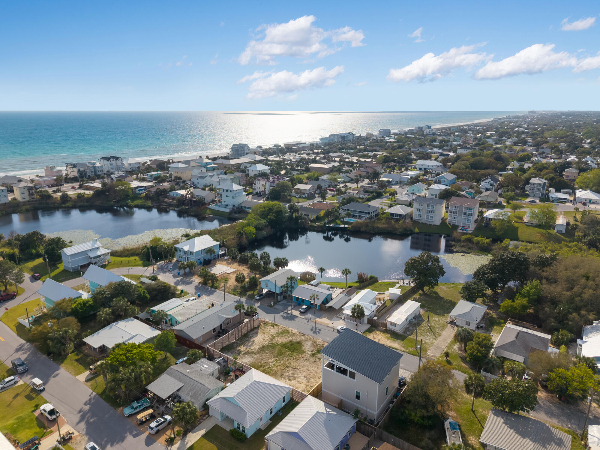 LAGUNA BEACH - Residential