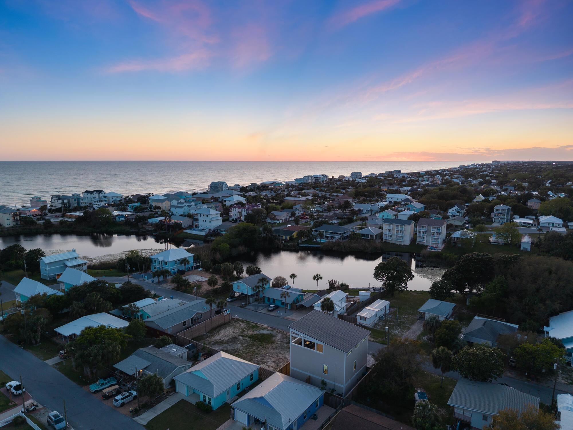 LAGUNA BEACH - Residential