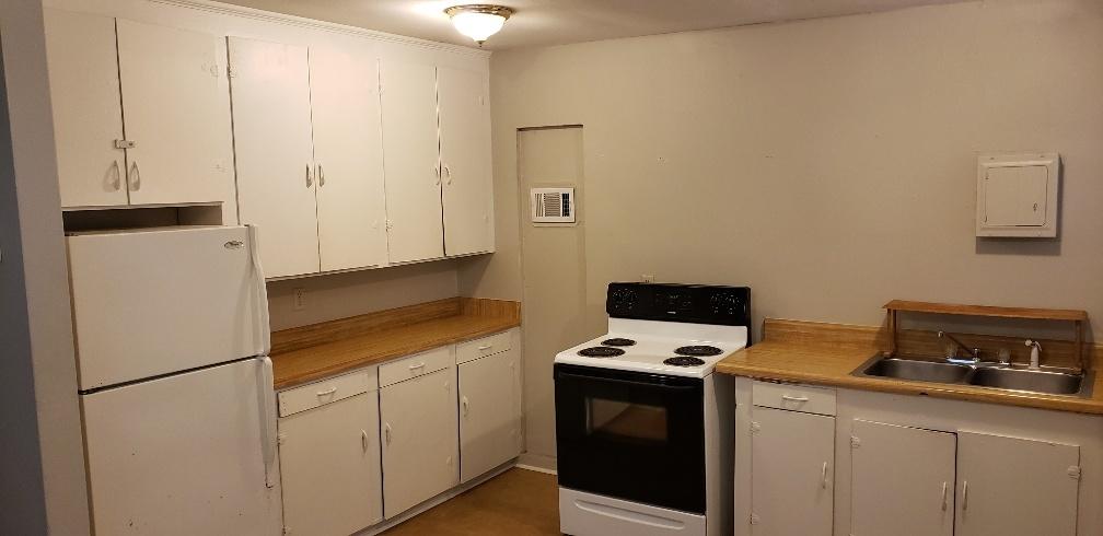 GIBSON ADD LOT 9 BLK H - Residential Lease