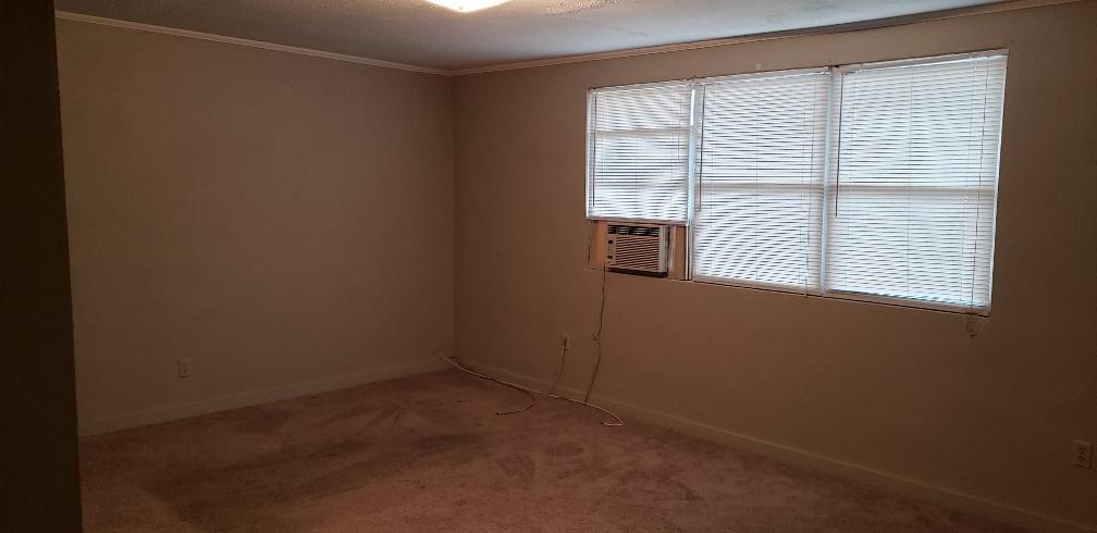 GIBSON ADD LOT 9 BLK H - Residential Lease