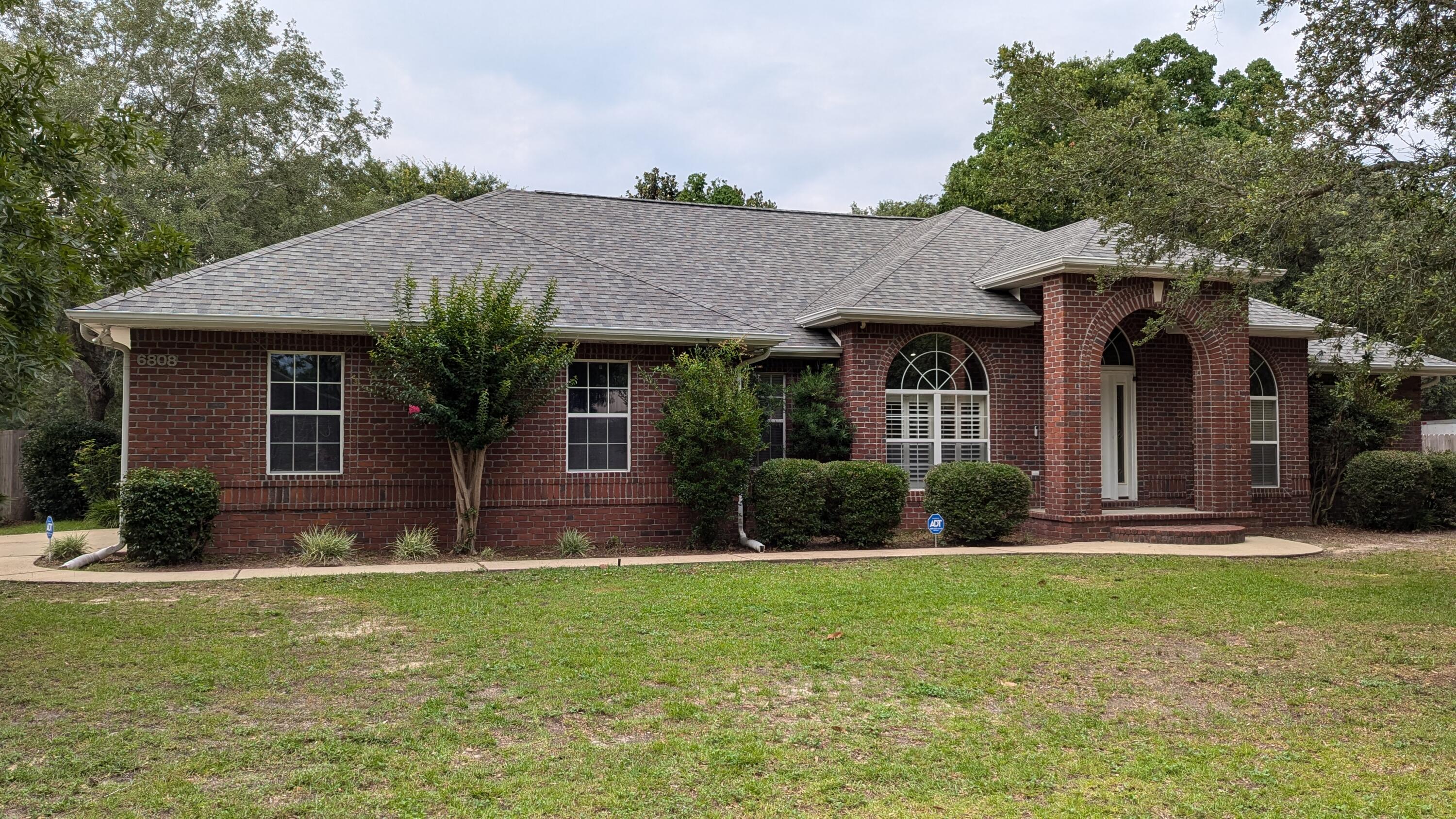 ROBLEDAL ESTATES UNIT 5 - Residential