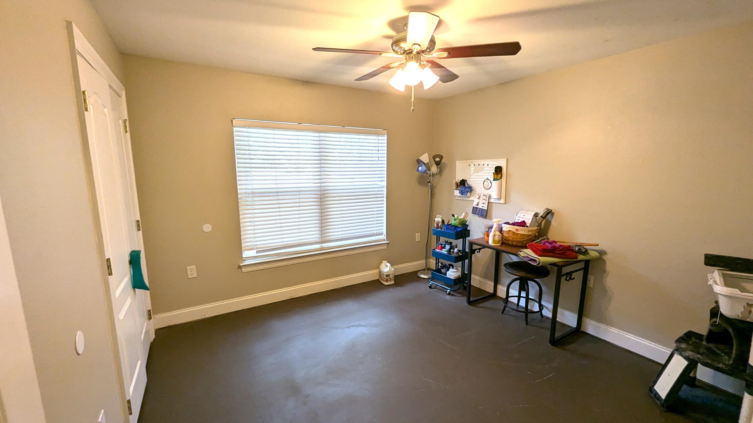 ROBLEDAL ESTATES UNIT 5 - Residential