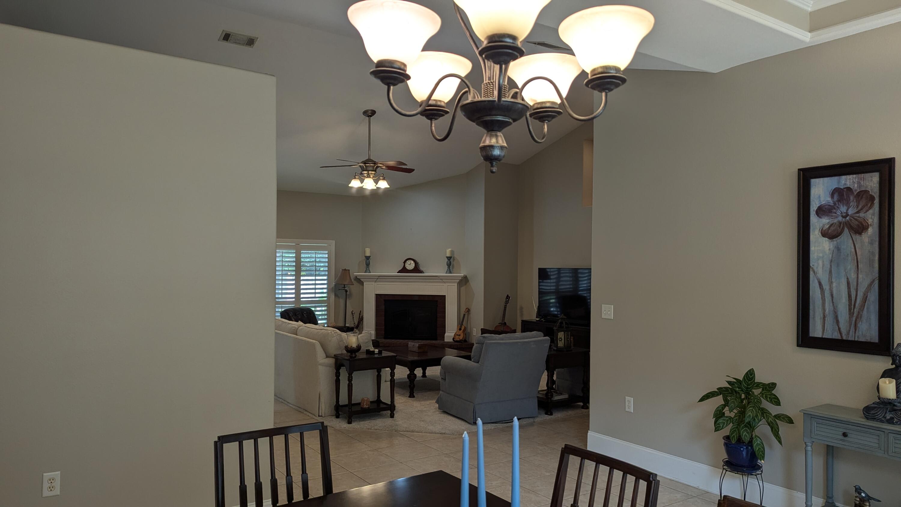 ROBLEDAL ESTATES UNIT 5 - Residential