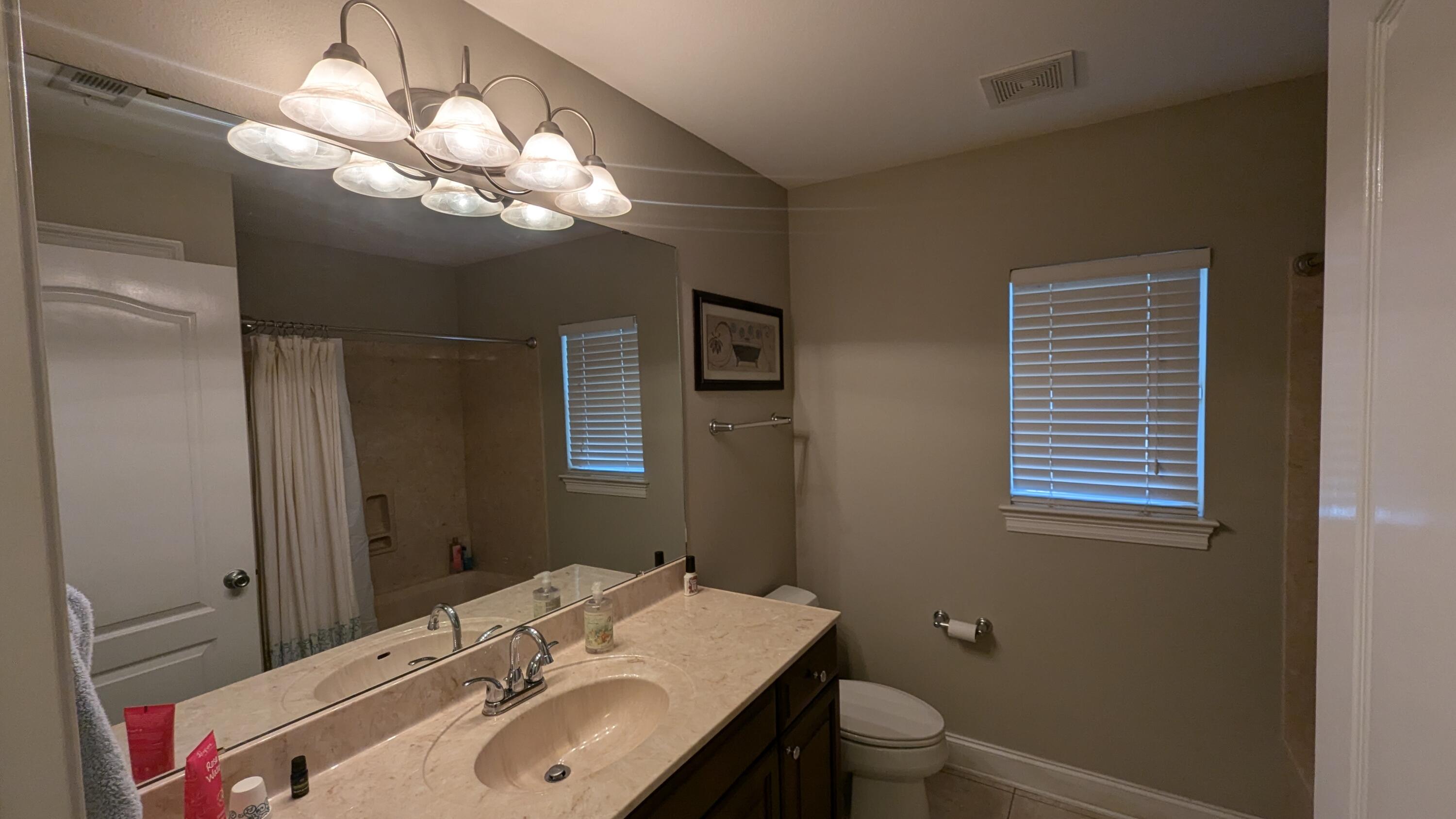 ROBLEDAL ESTATES UNIT 5 - Residential