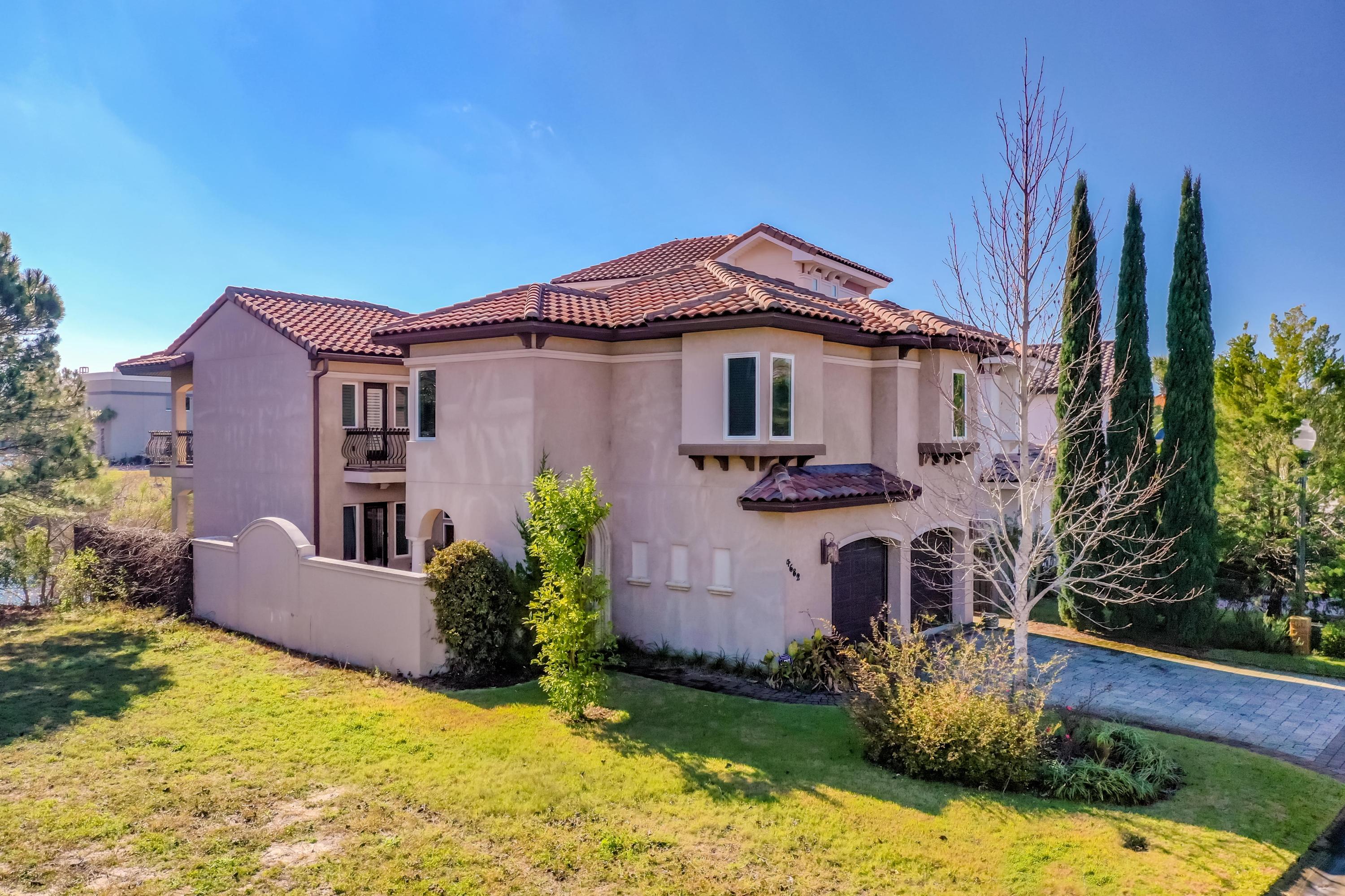 CALUSA BAY S/D - Residential