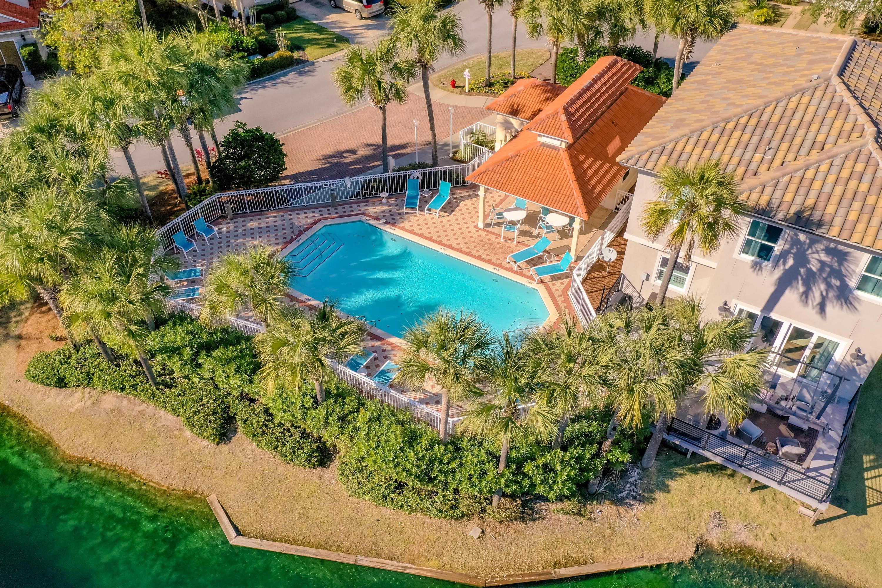 CALUSA BAY S/D - Residential