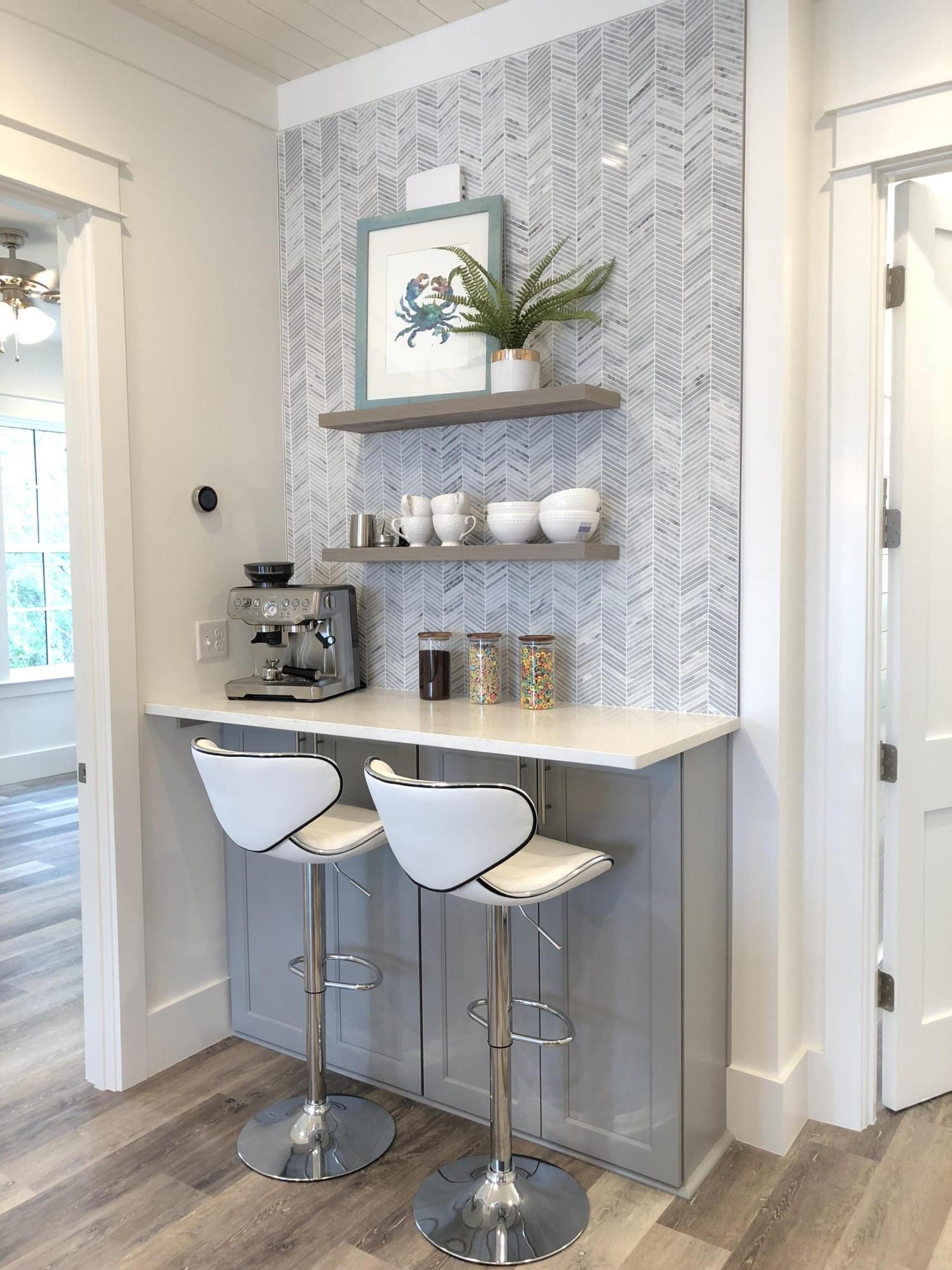 LAKESIDE AT BLUE MOUNTAIN BEACH - Residential