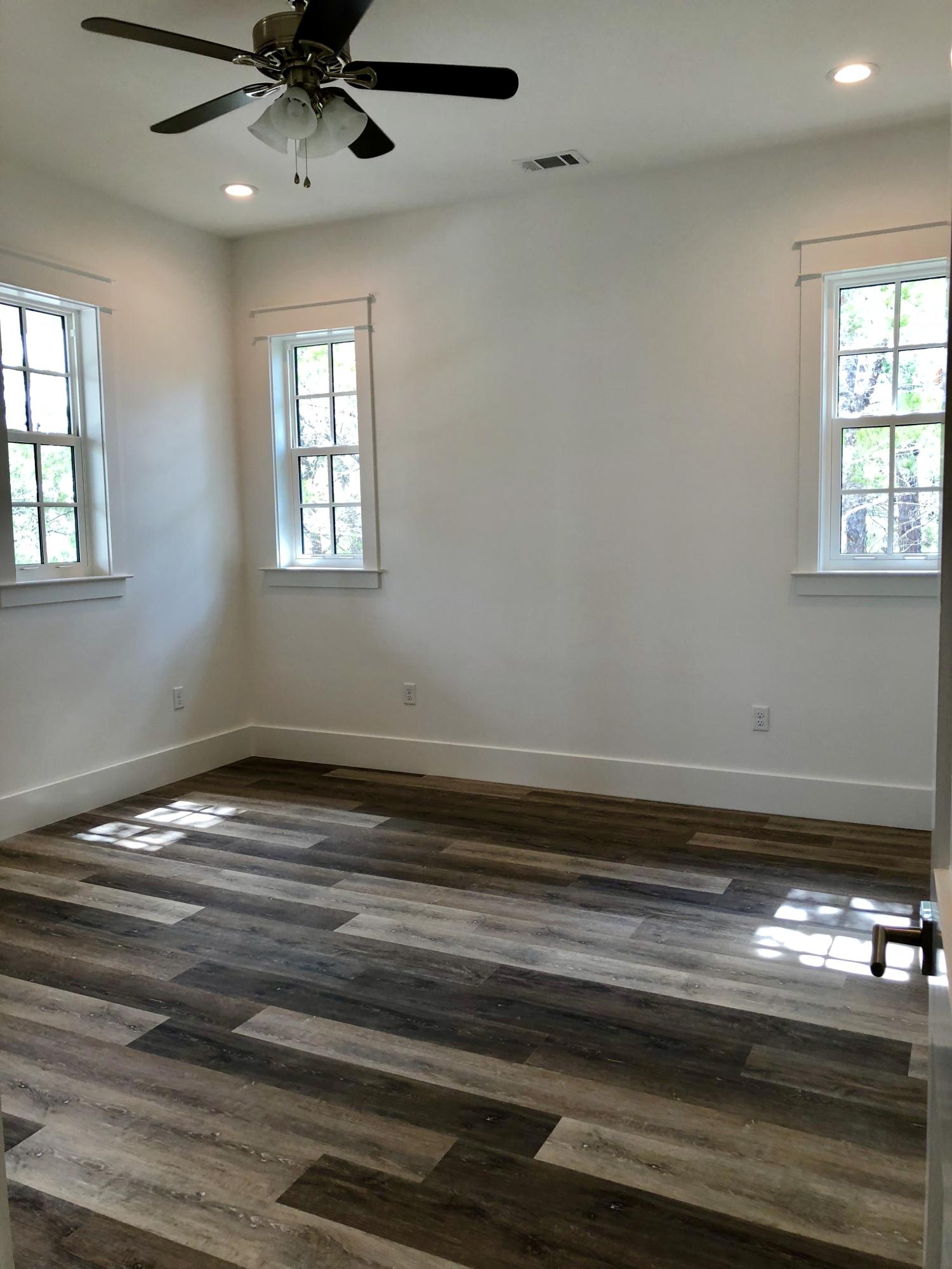 LAKESIDE AT BLUE MOUNTAIN BEACH - Residential