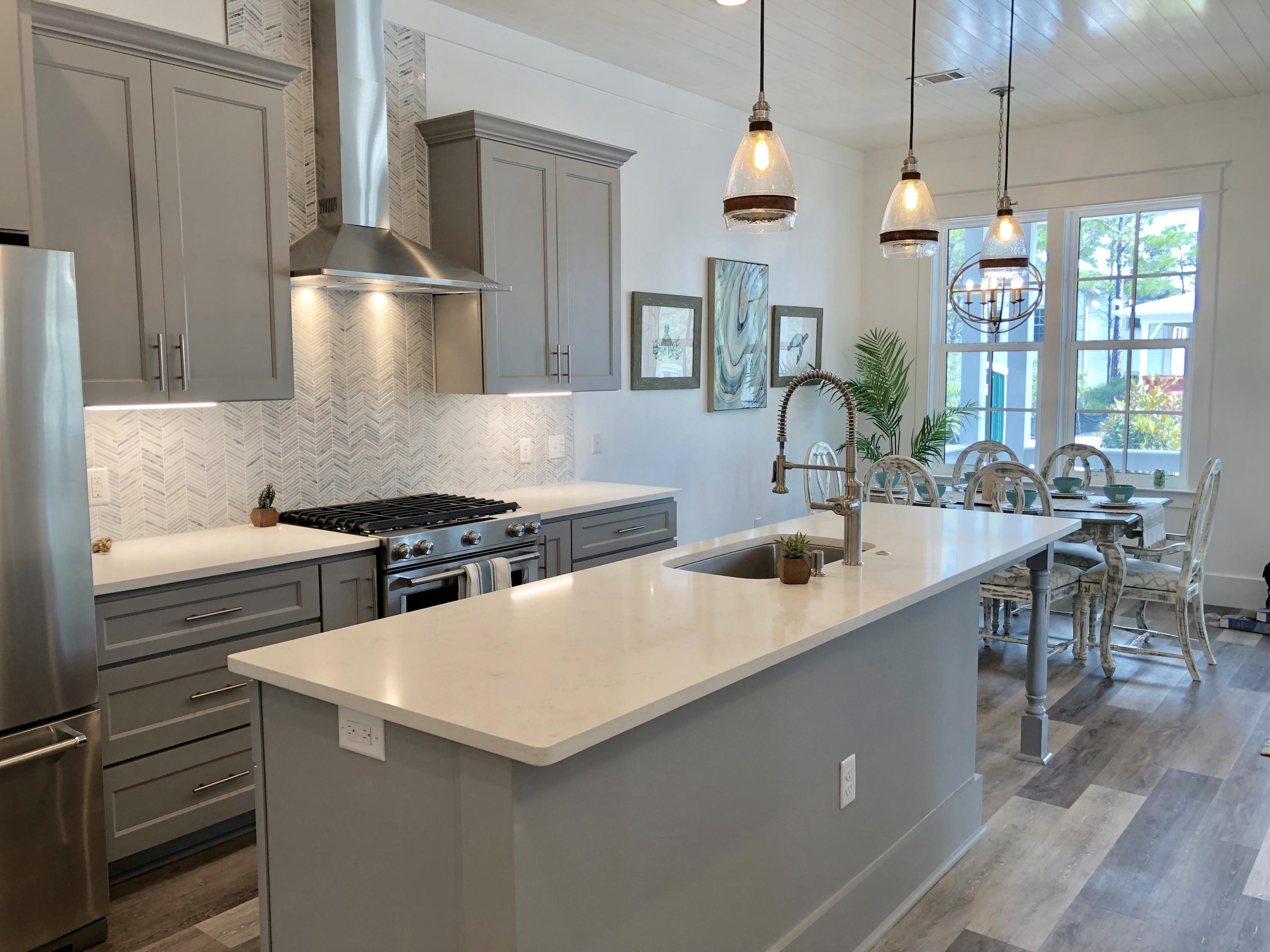 LAKESIDE AT BLUE MOUNTAIN BEACH - Residential