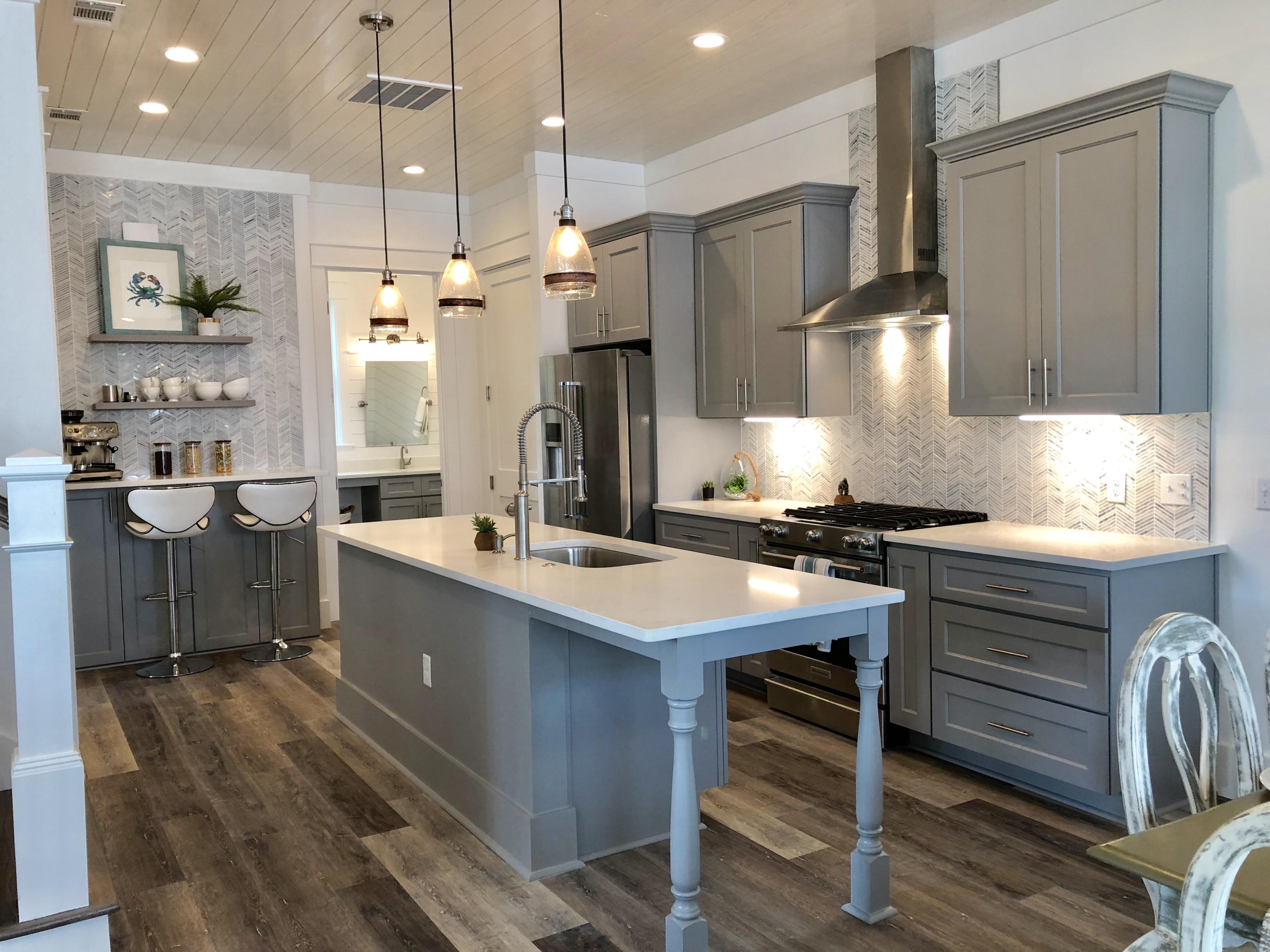 LAKESIDE AT BLUE MOUNTAIN BEACH - Residential