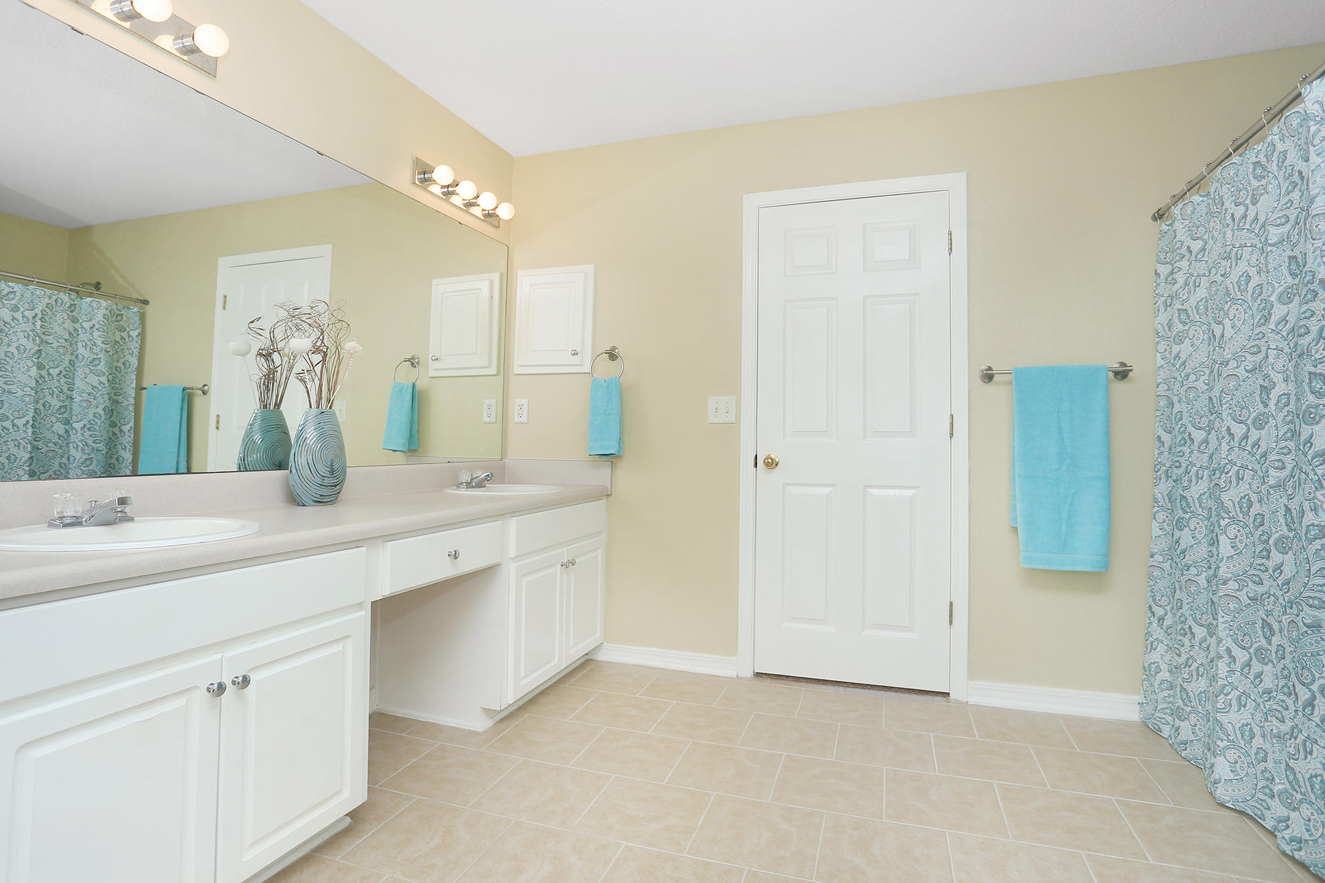 MARSH HARBOR - Residential