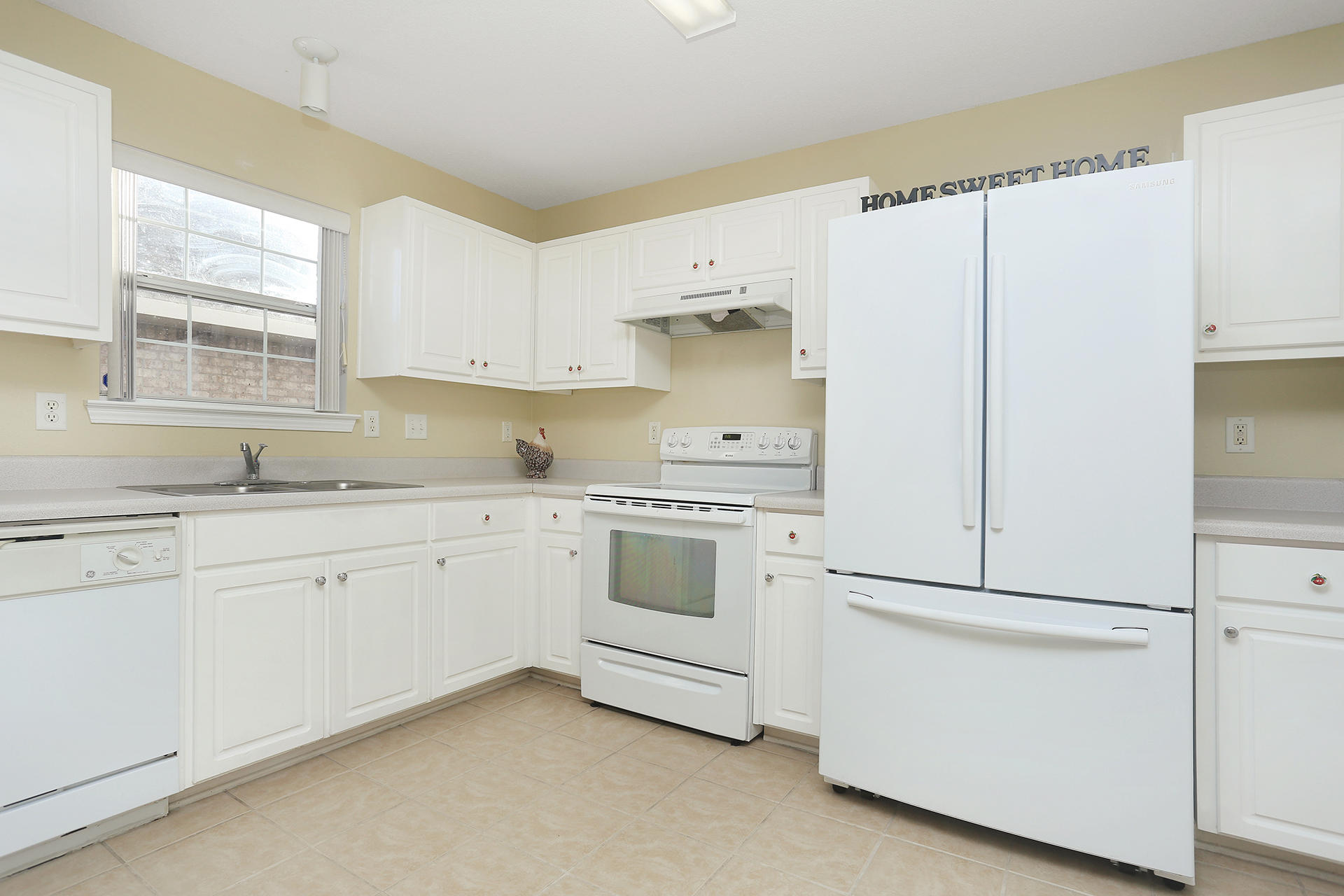 MARSH HARBOR - Residential