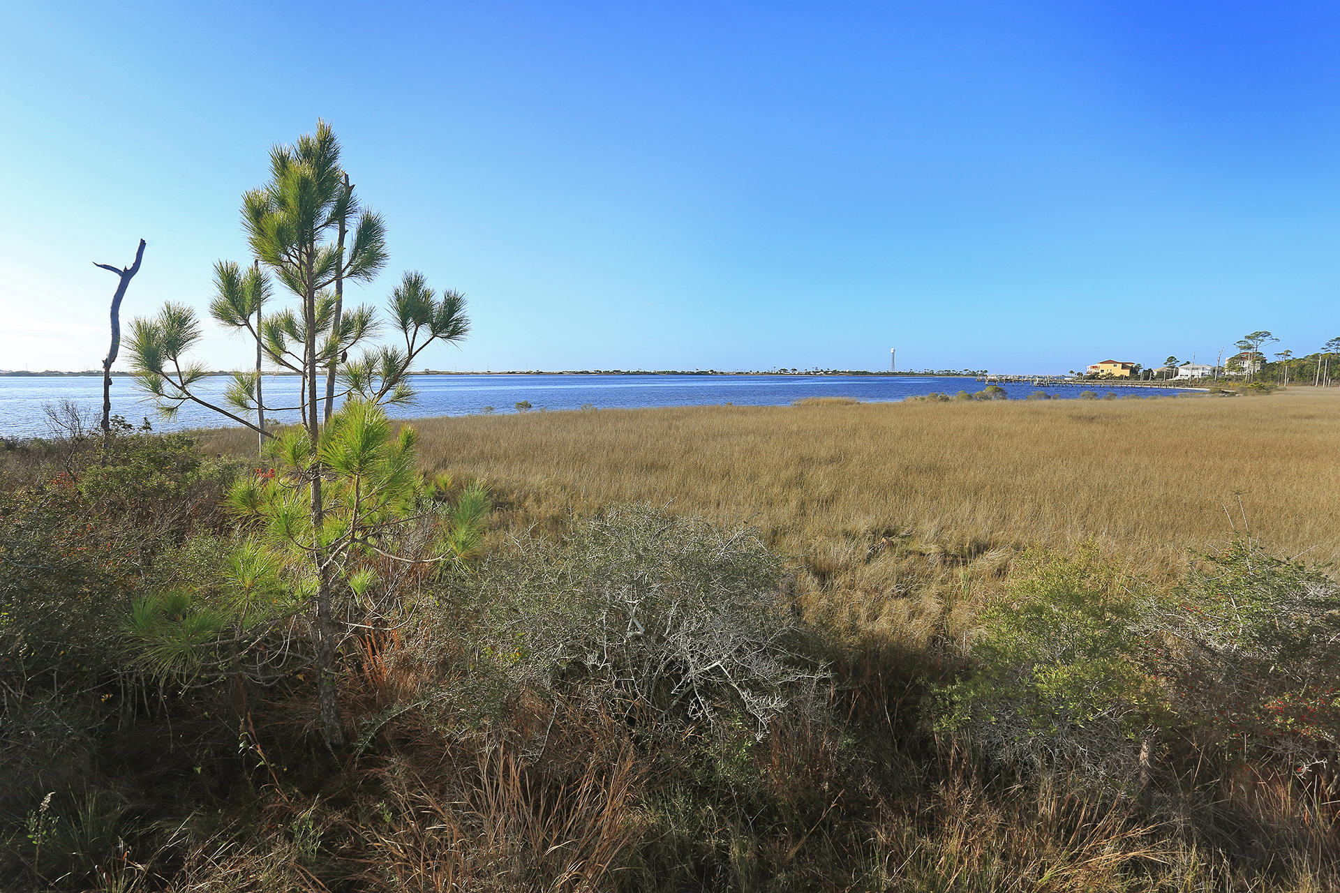 MARSH HARBOR - Residential