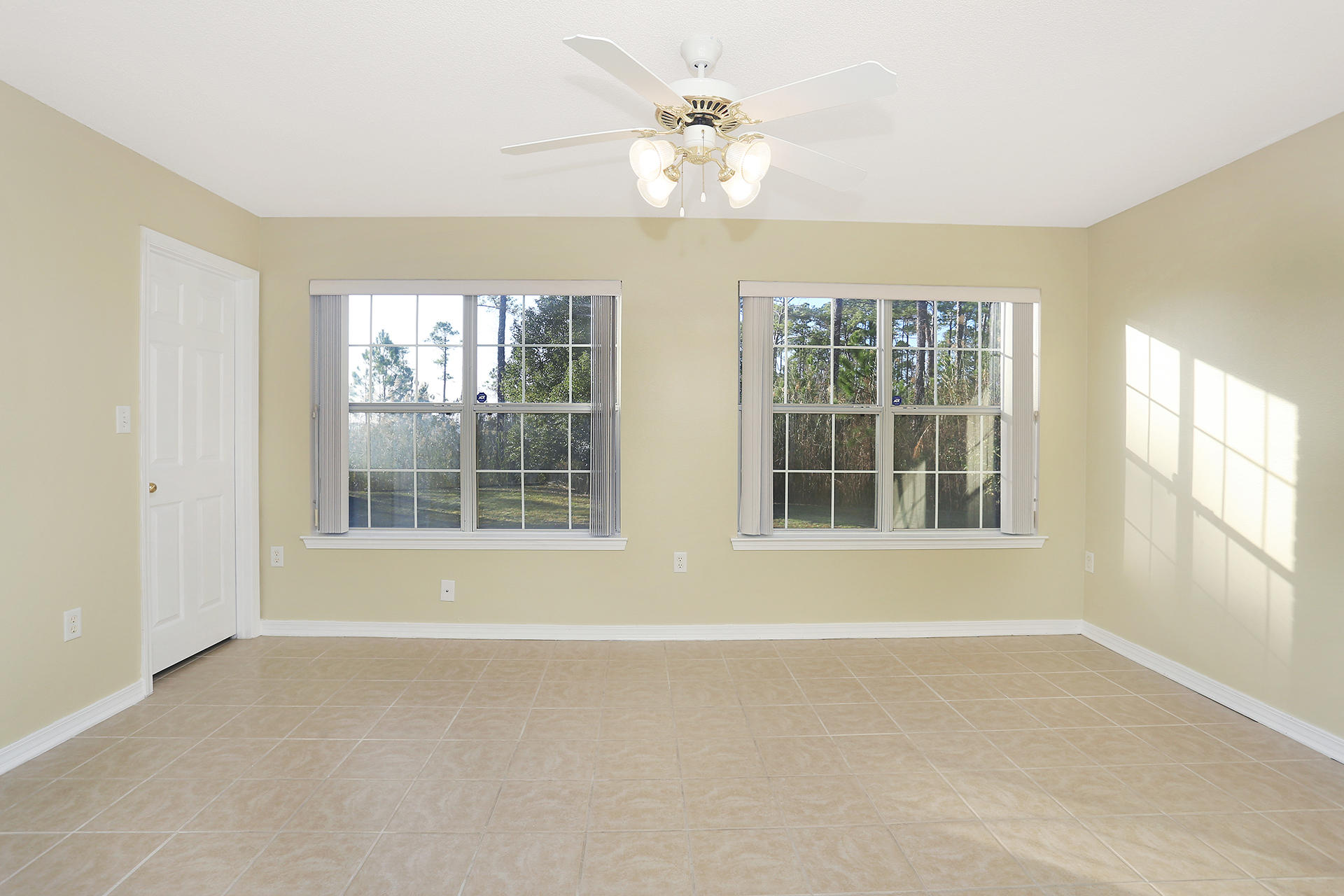 MARSH HARBOR - Residential