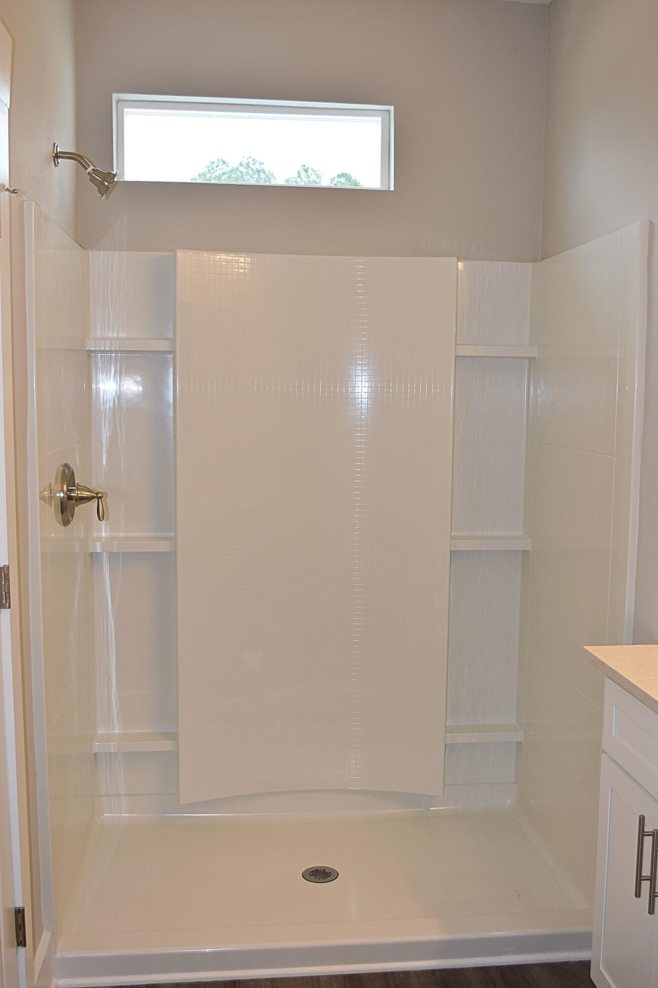 VERANDAS AT FREEPORT - Residential Lease