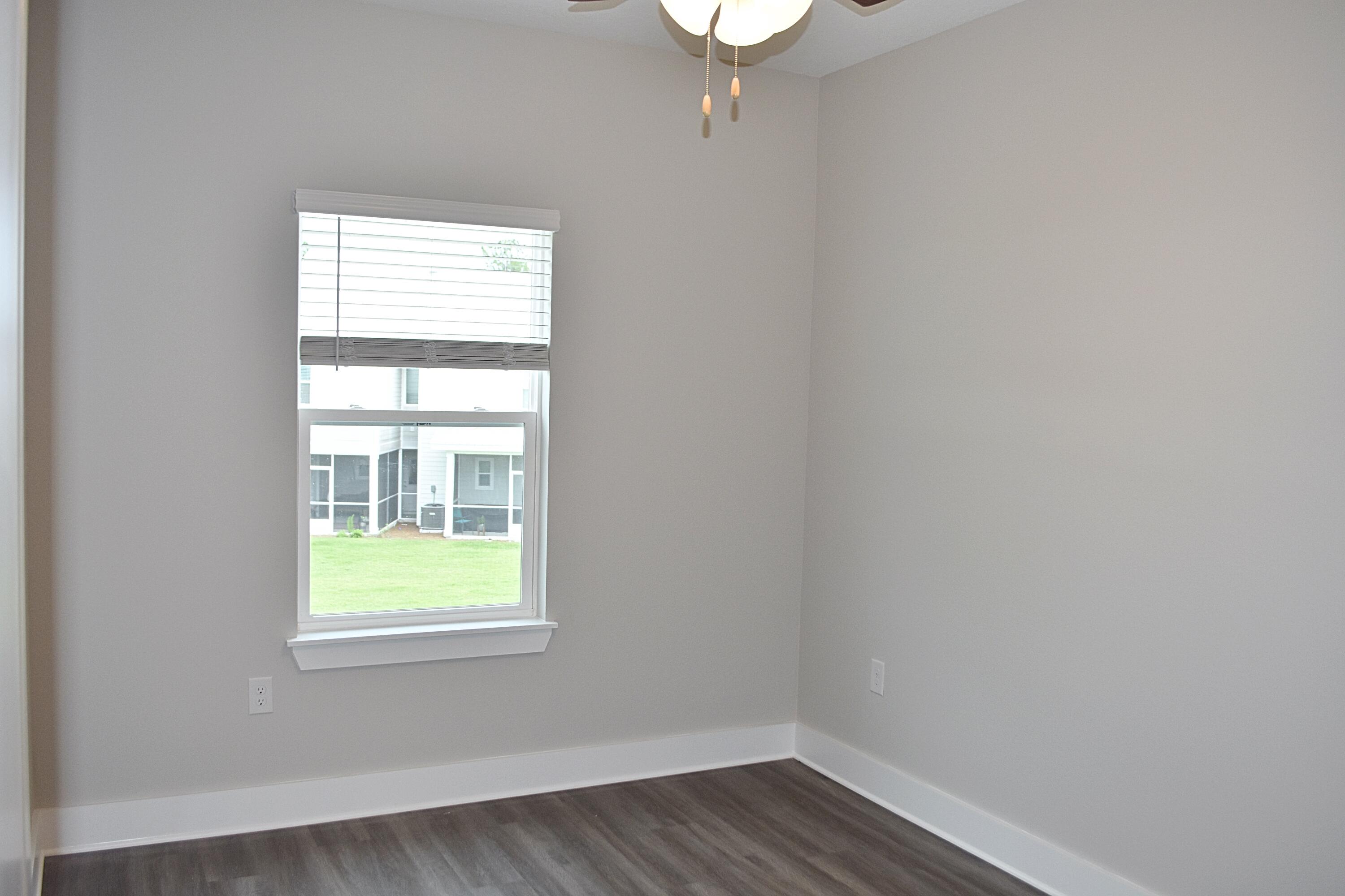 VERANDAS AT FREEPORT - Residential Lease