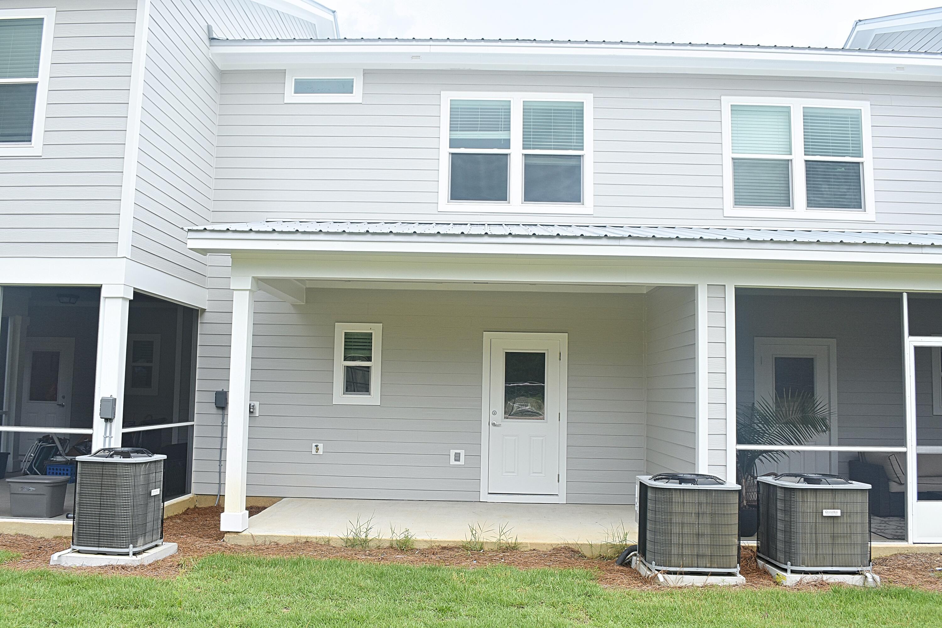 VERANDAS AT FREEPORT - Residential Lease