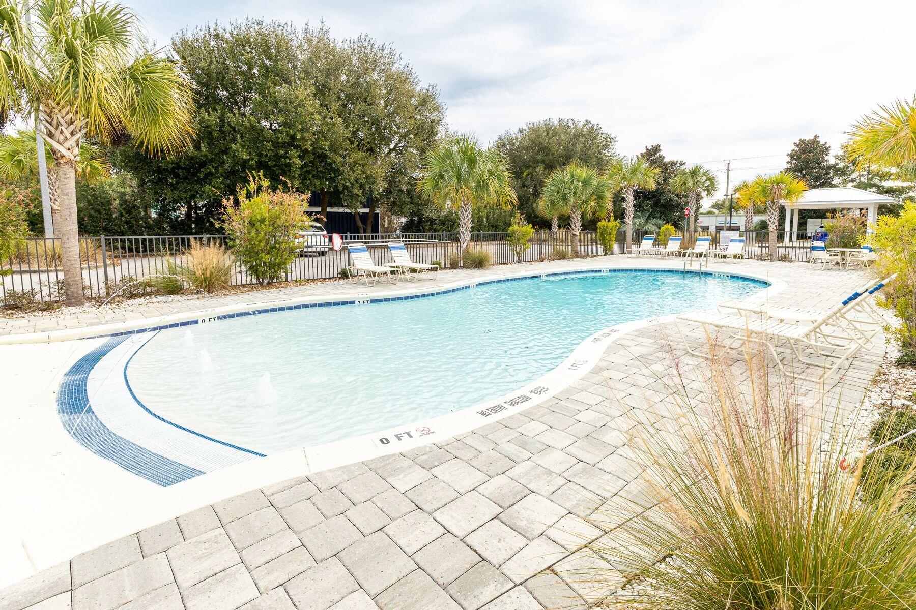 Hidden Lake Condominium - Residential