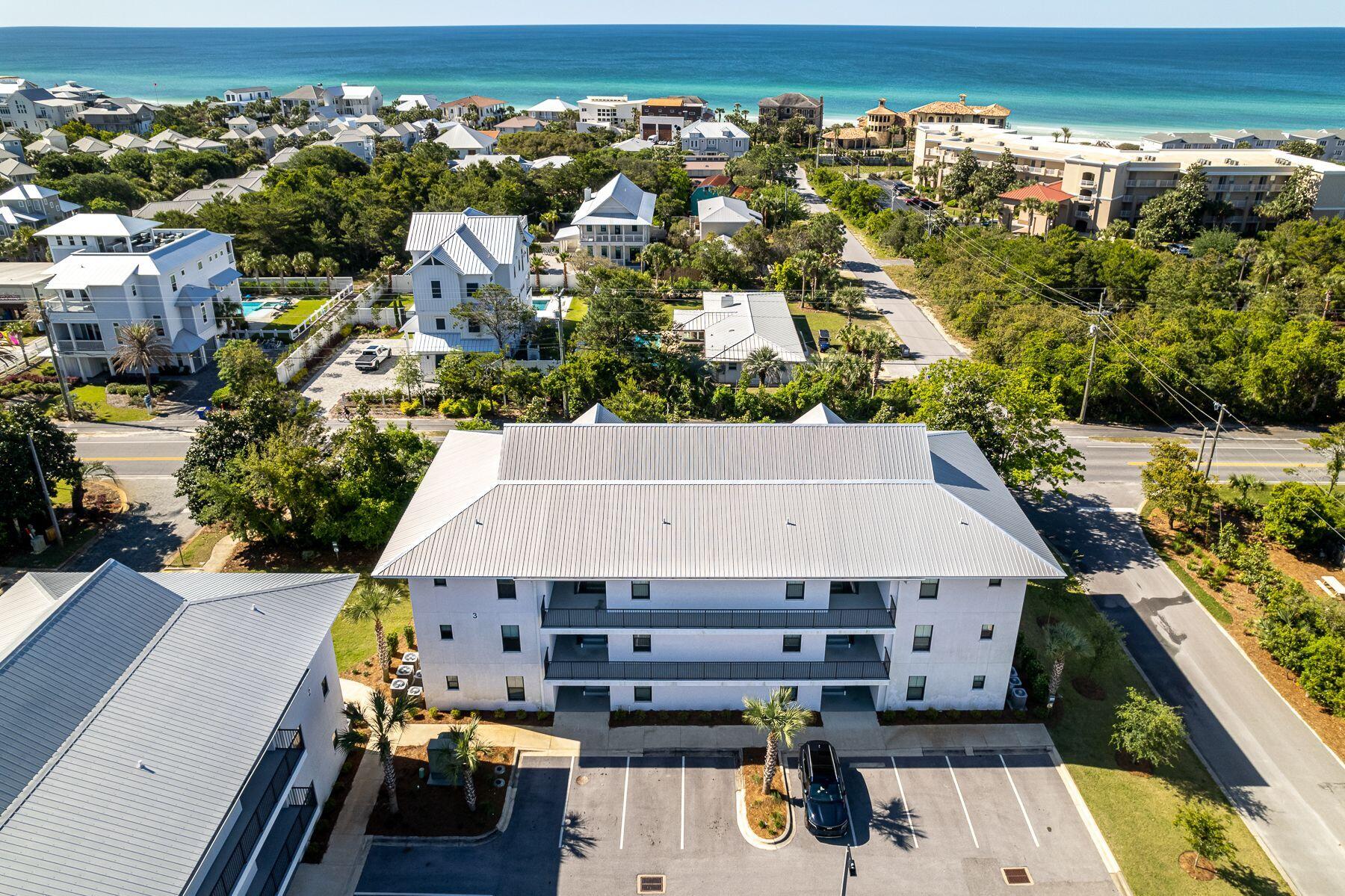 Hidden Lake Condominium - Residential