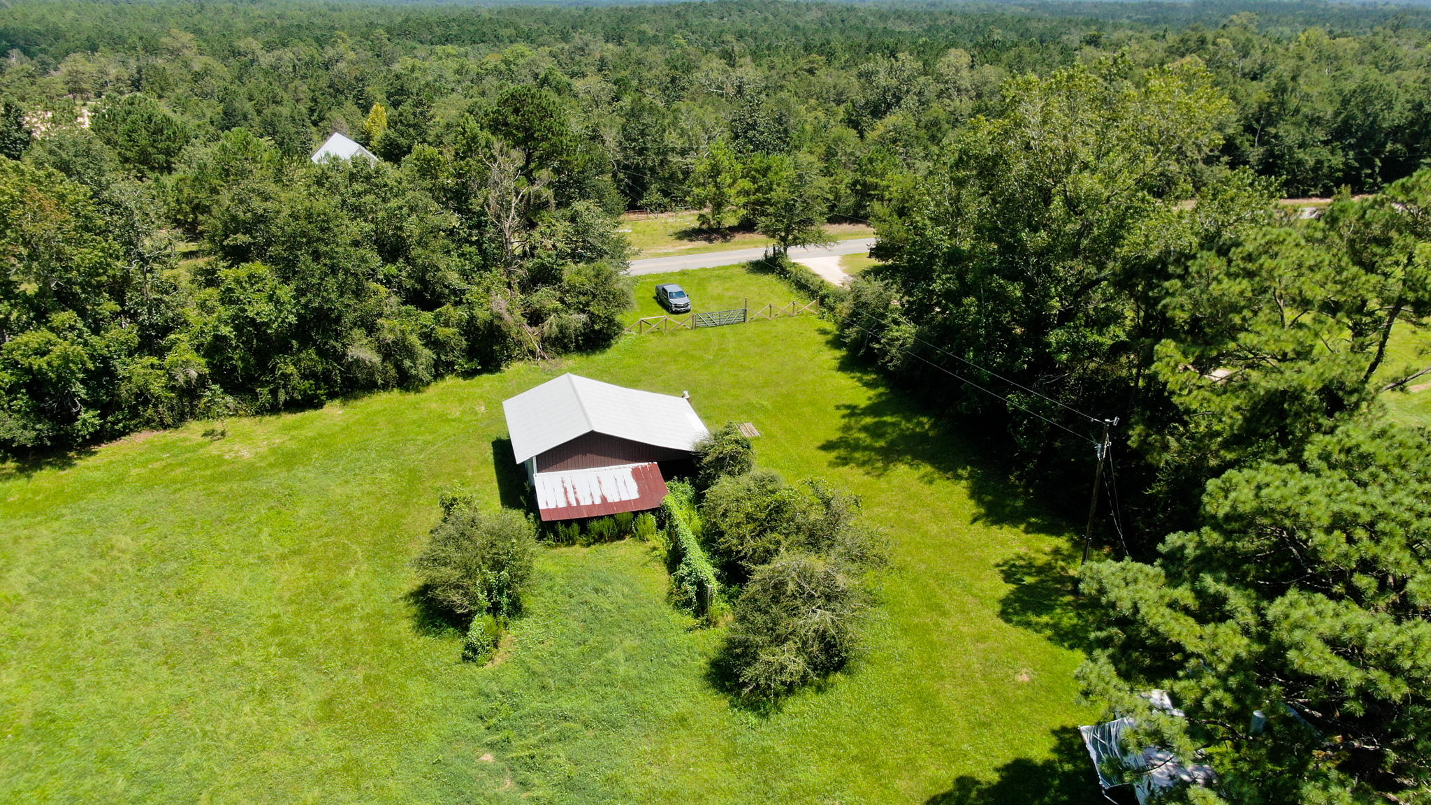 METES & BOUNDS - Land