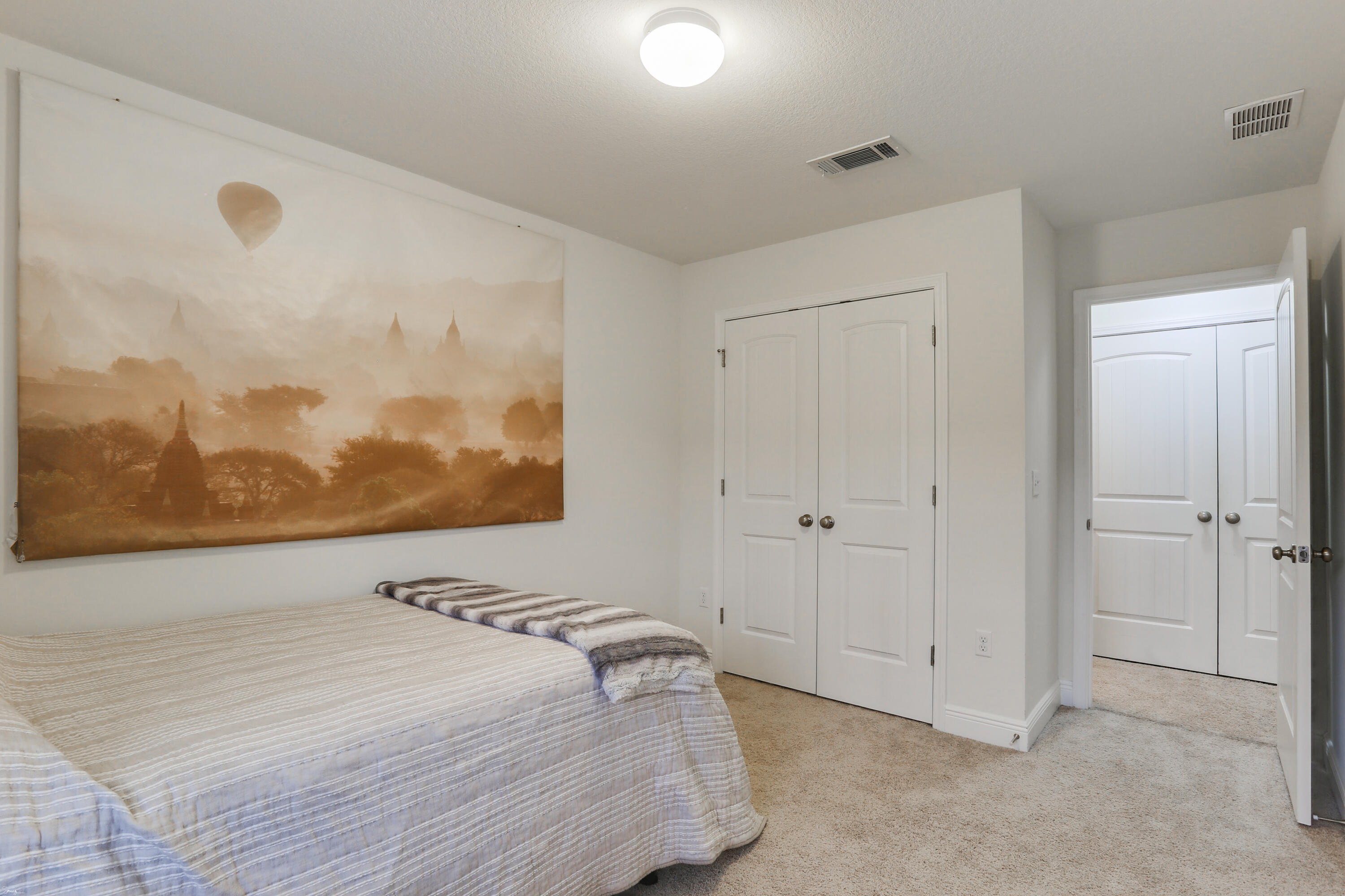 RESERVE POINTE - Residential