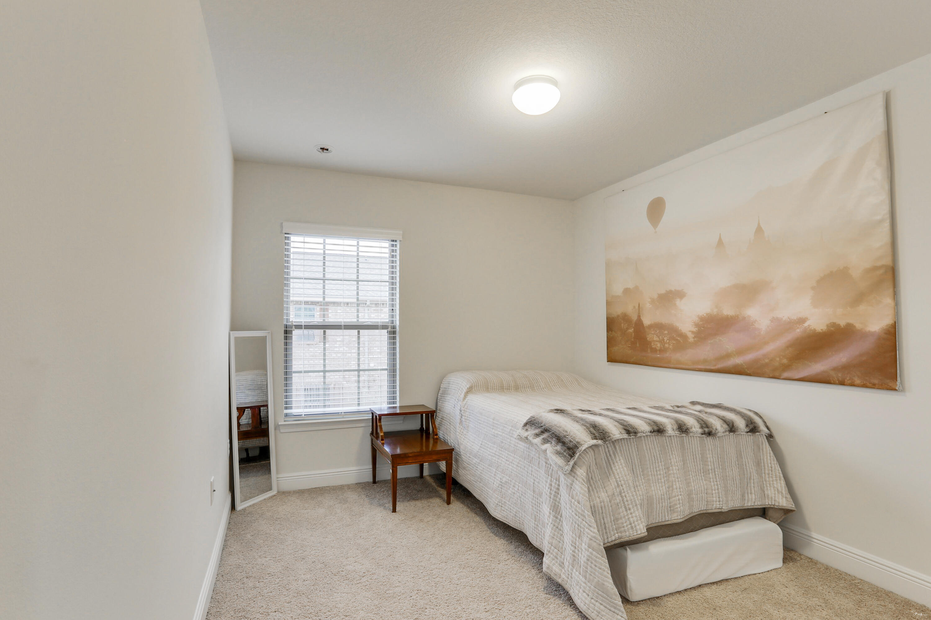 RESERVE POINTE - Residential