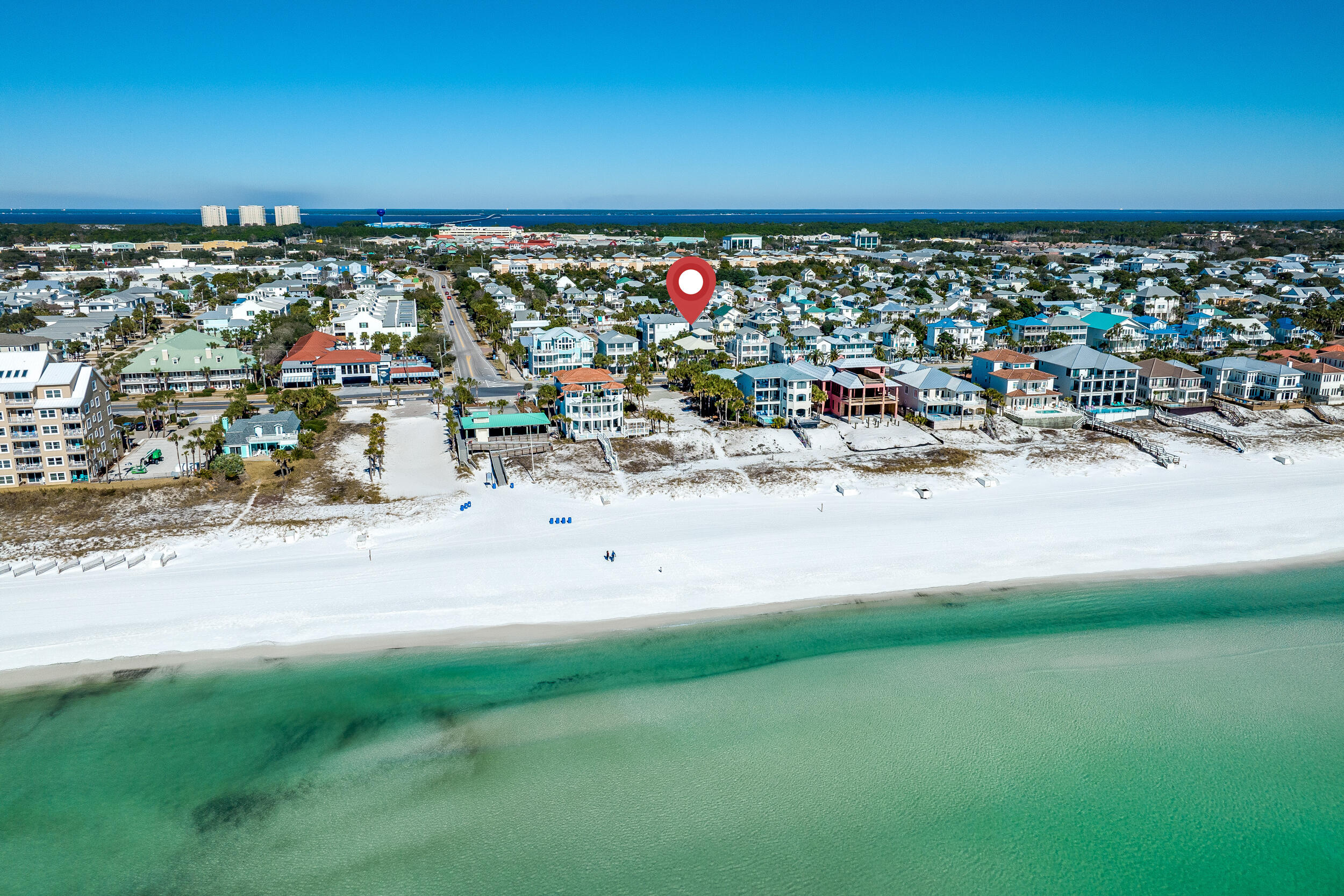 CRYSTAL SHORES - Residential