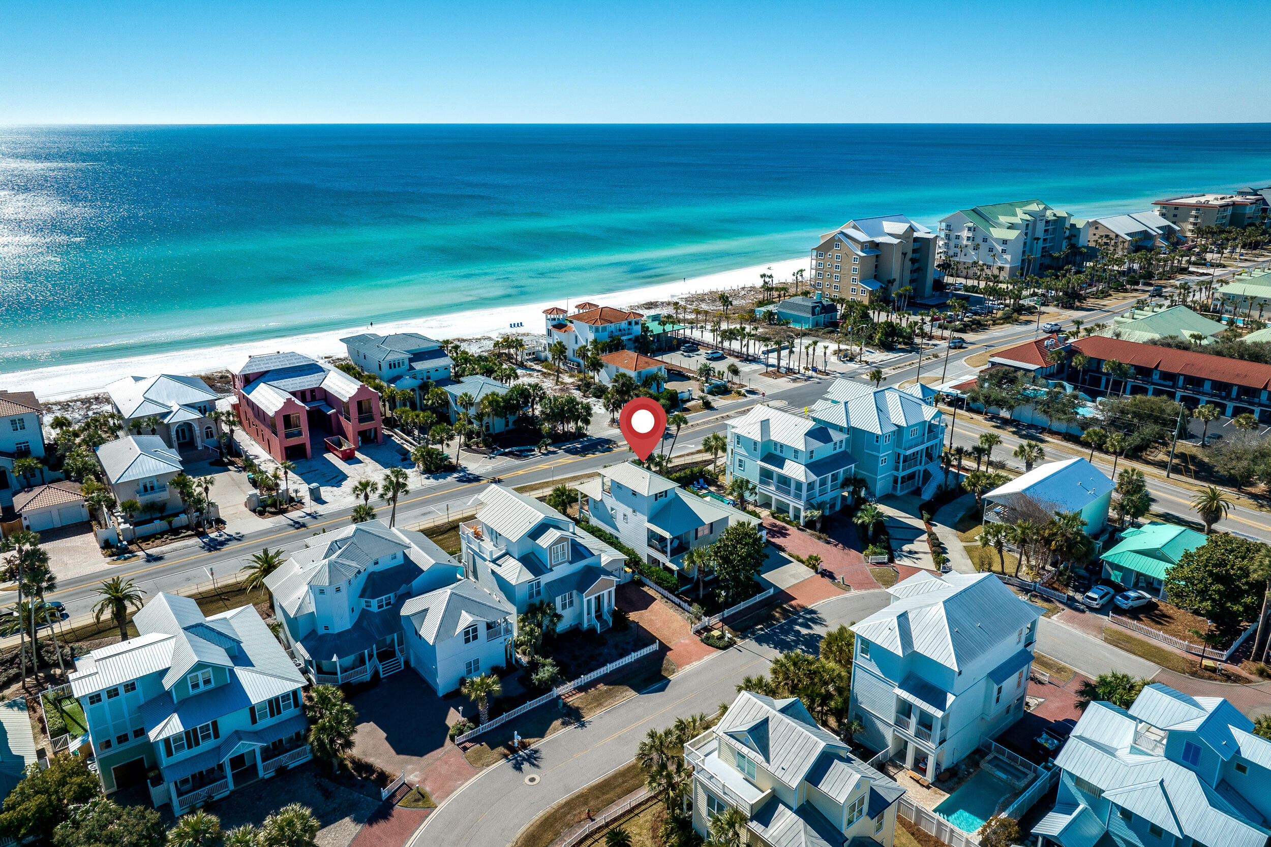 CRYSTAL SHORES - Residential