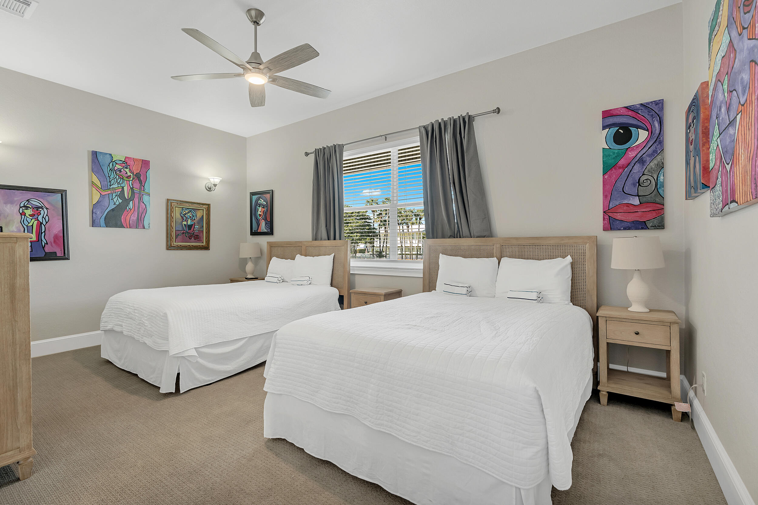 CRYSTAL SHORES - Residential