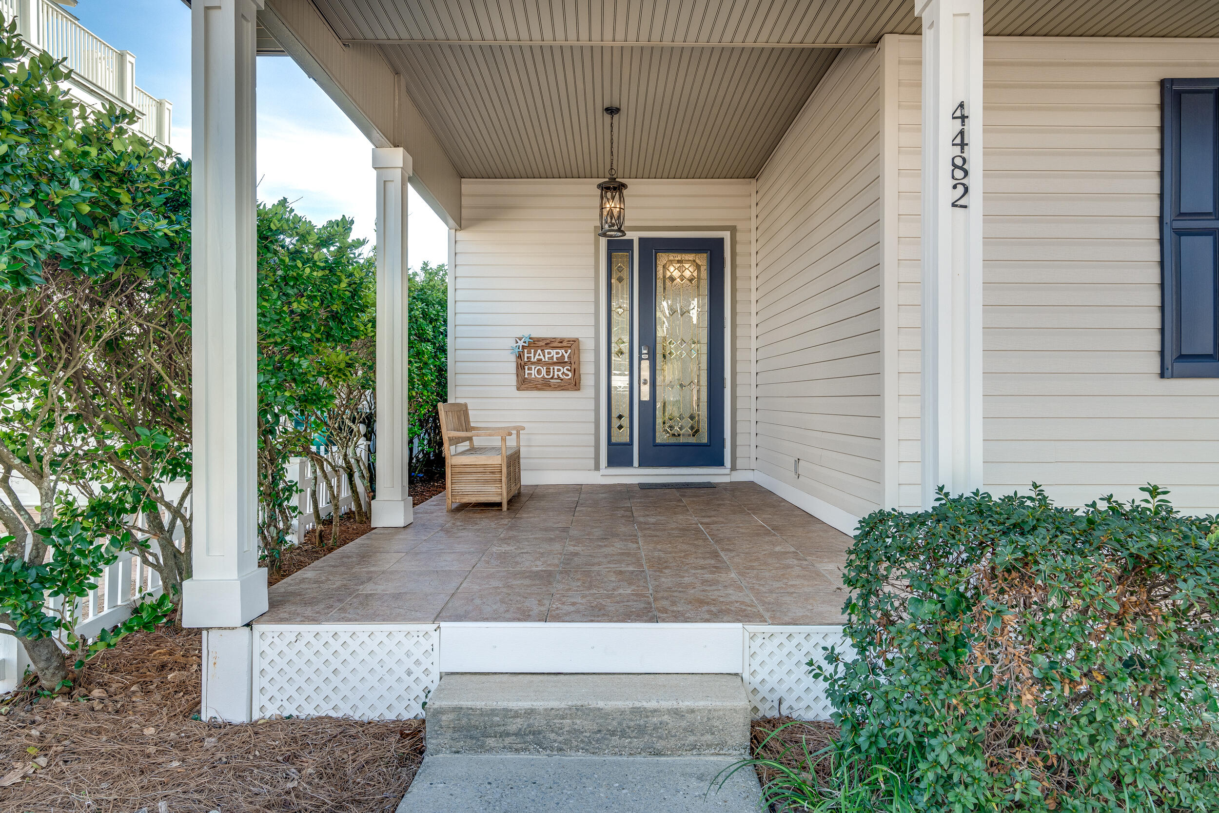 CRYSTAL SHORES - Residential