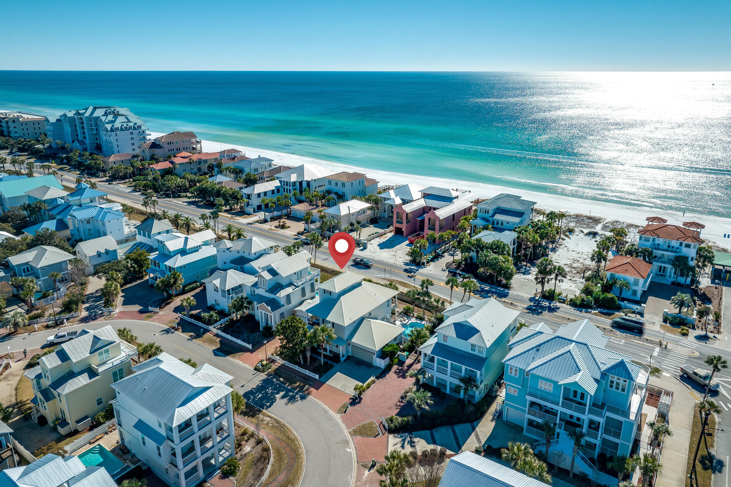 CRYSTAL SHORES - Residential